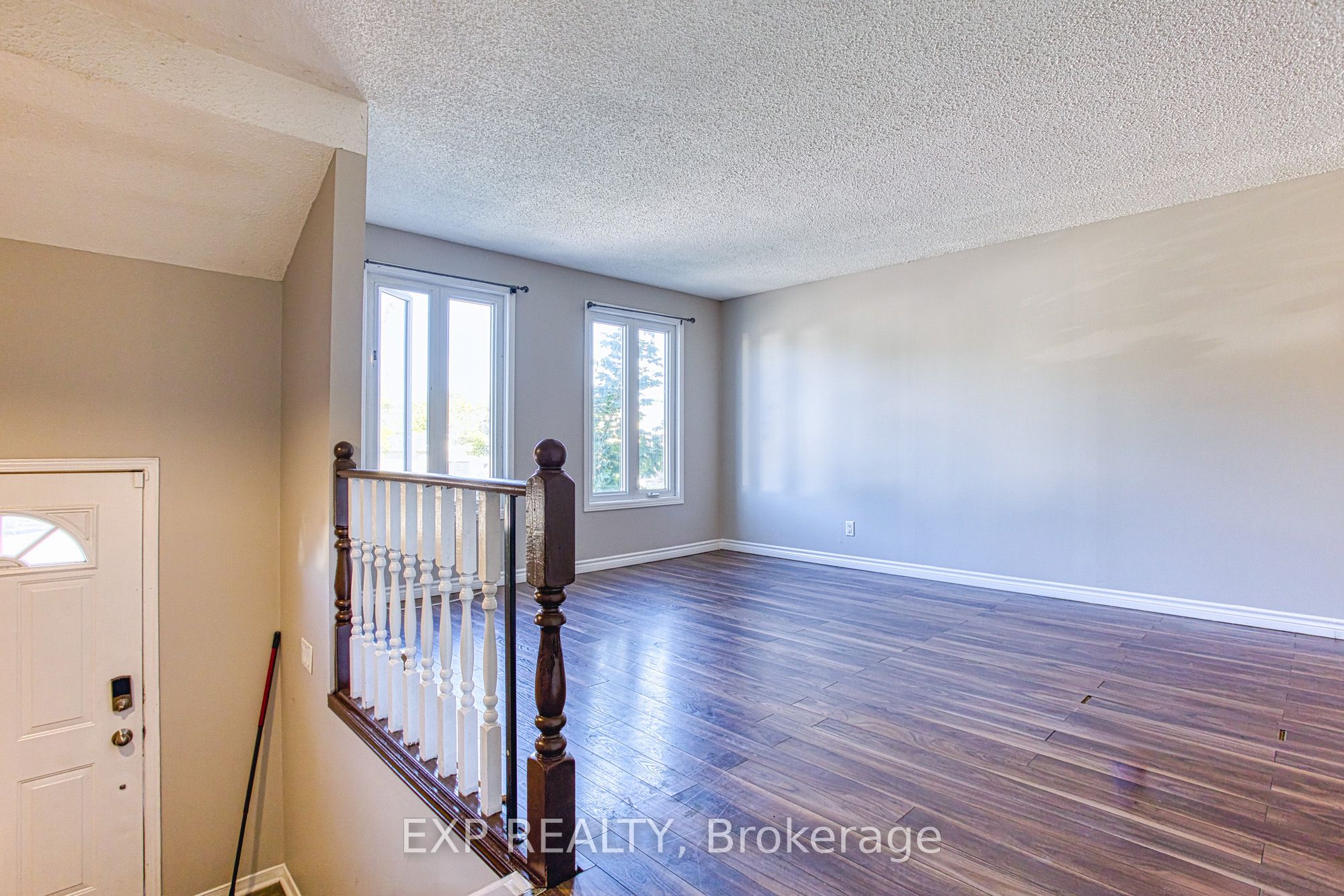 6548 Laguna Court, Niagara Falls, ON L2H 2W3 photo 5