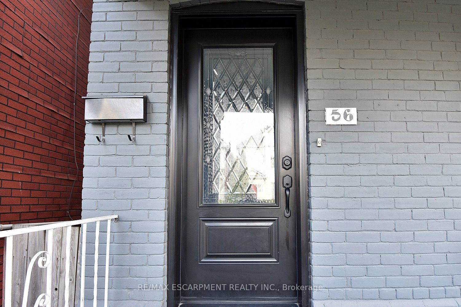 56 KINRADE Avenue, Hamilton, ON L8L 6L6 photo 3