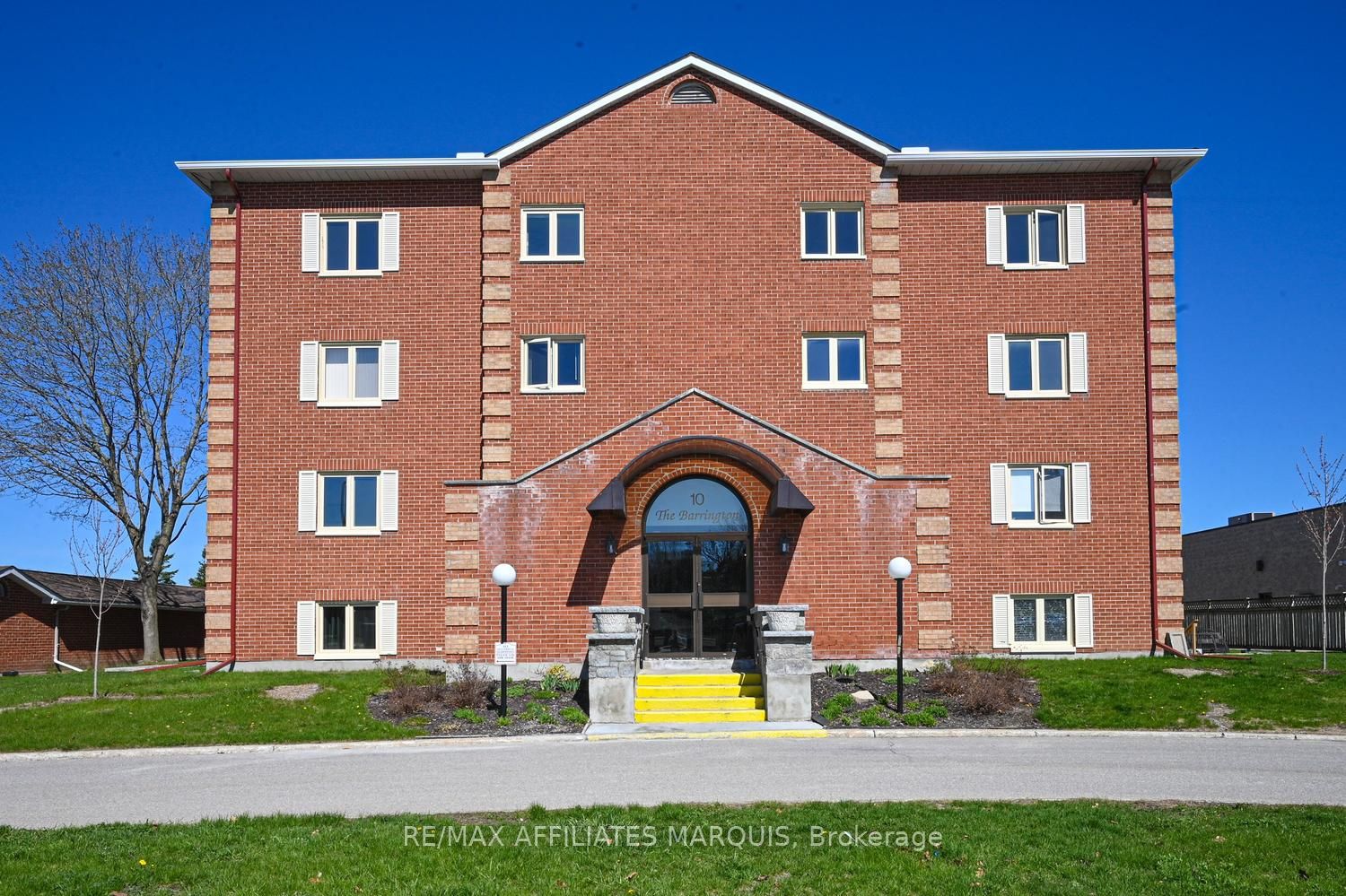 10 Armstrong Drive 304, Smiths Falls, ON K7A 5H8 photo 4
