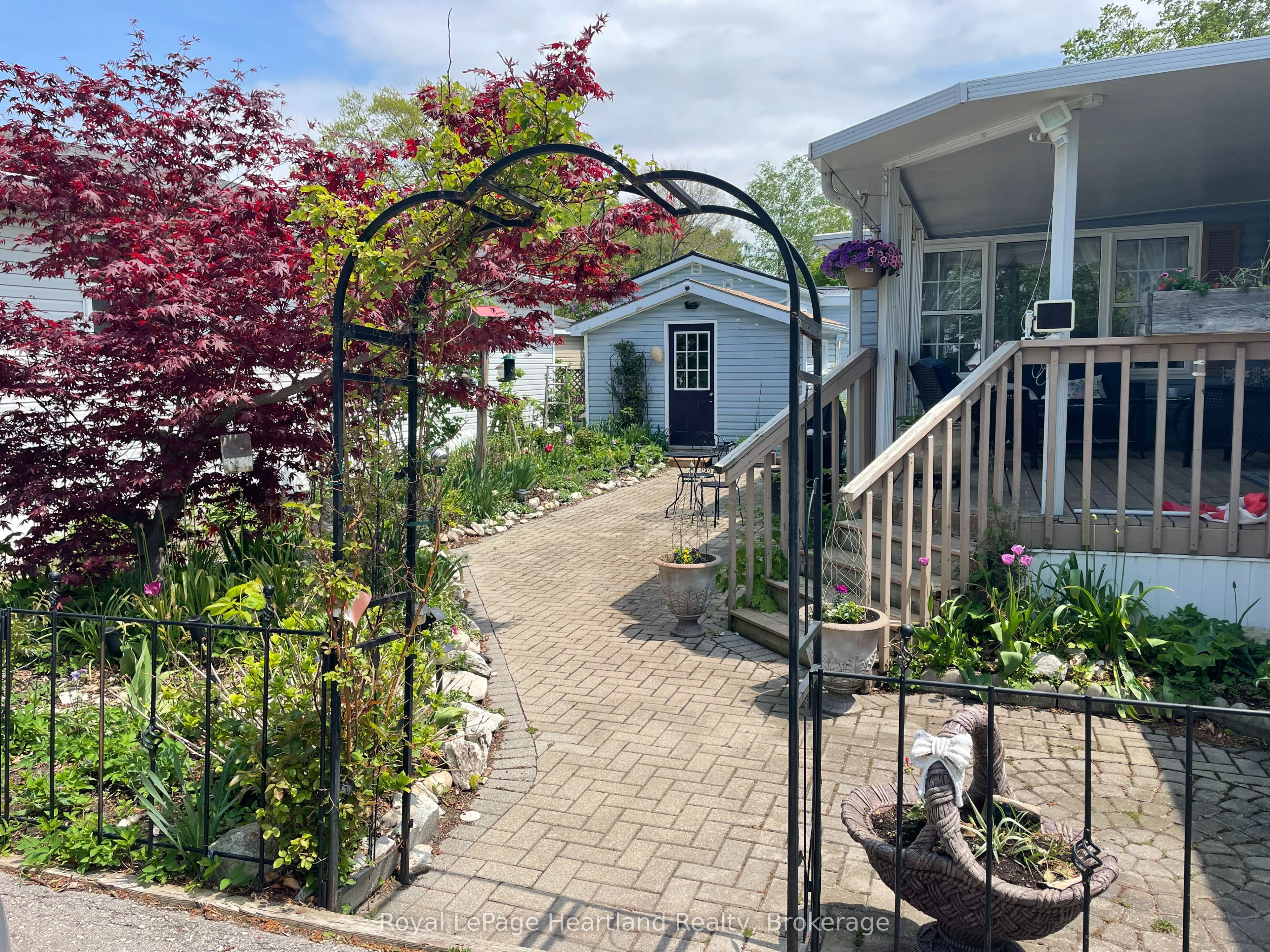 12 IROQUOIS Lane, Ashfield-Colborne-Wawanosh, ON N7A 3Y2 photo 4