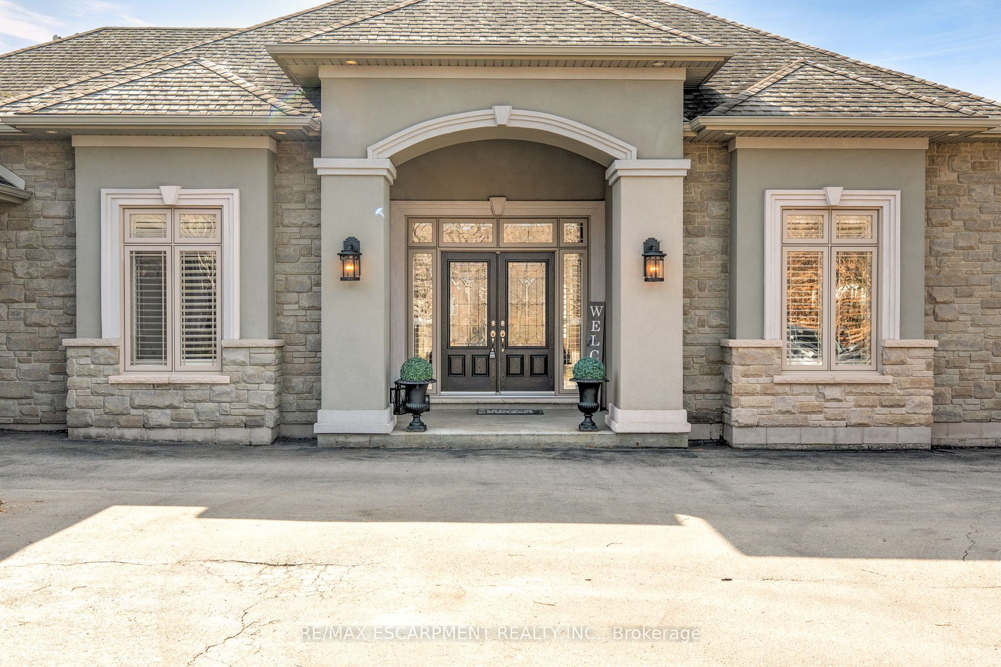 1318 Concession 6, Hamilton, ON L8B 1N1 photo 4