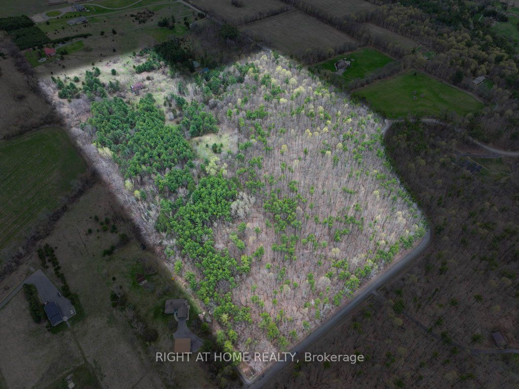 262 Golf Course Road W, Quinte West, ON K0K 3E0