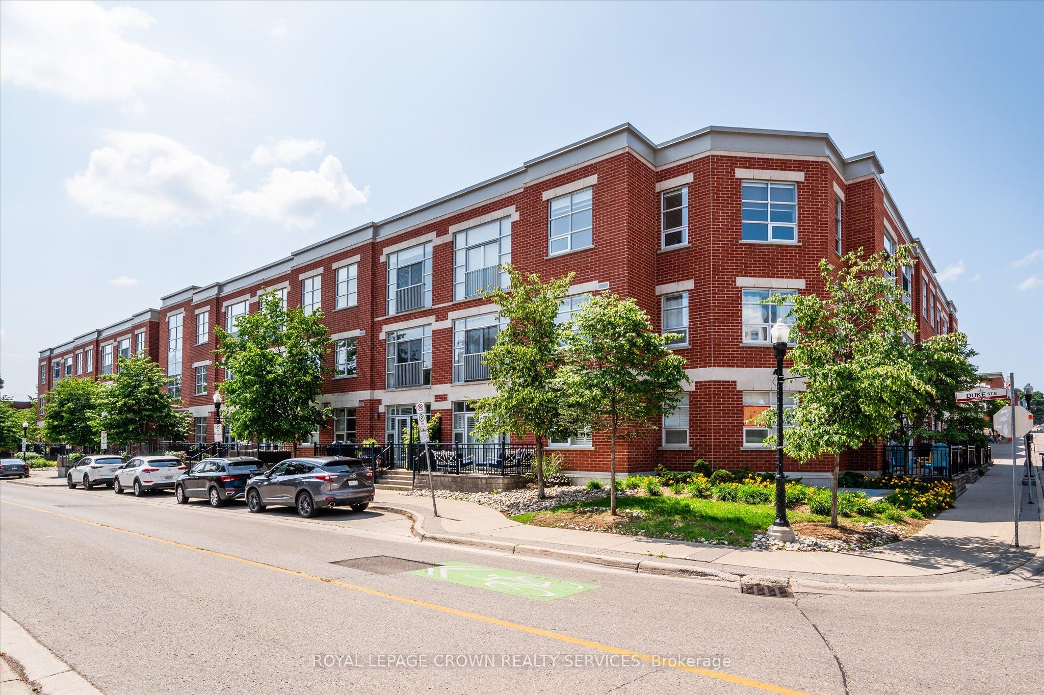 165 Duke Street E 218, Kitchener, ON N2H 6T8