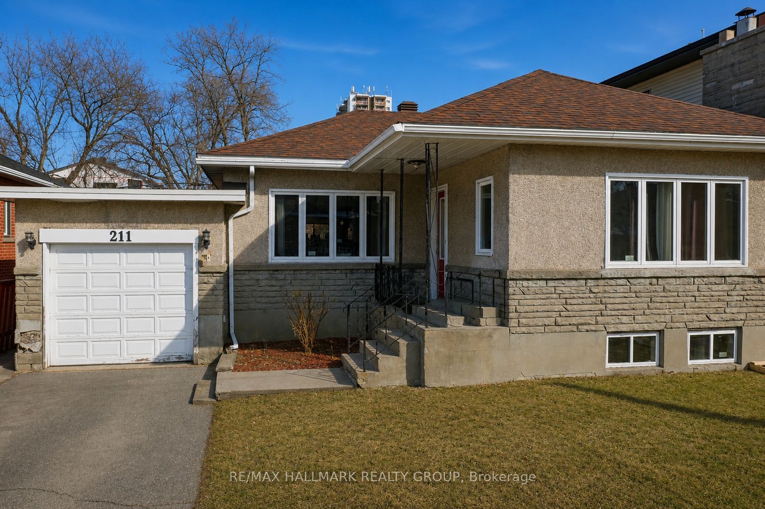 211 Columbus Avenue, Overbrook - Castleheights and Area, ON K1K 1P7 photo 3