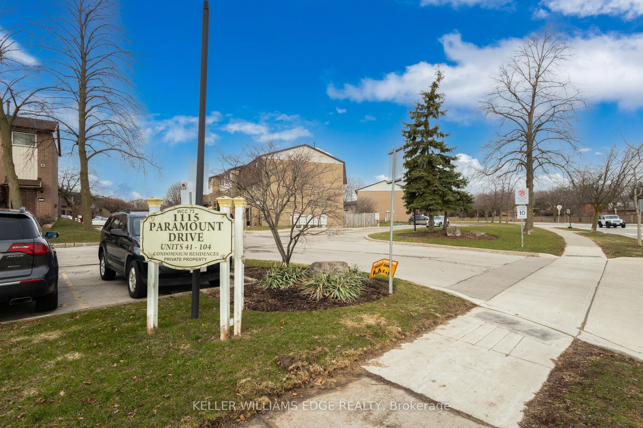 1115 Paramount Drive 78, Hamilton, ON L8J 1P6