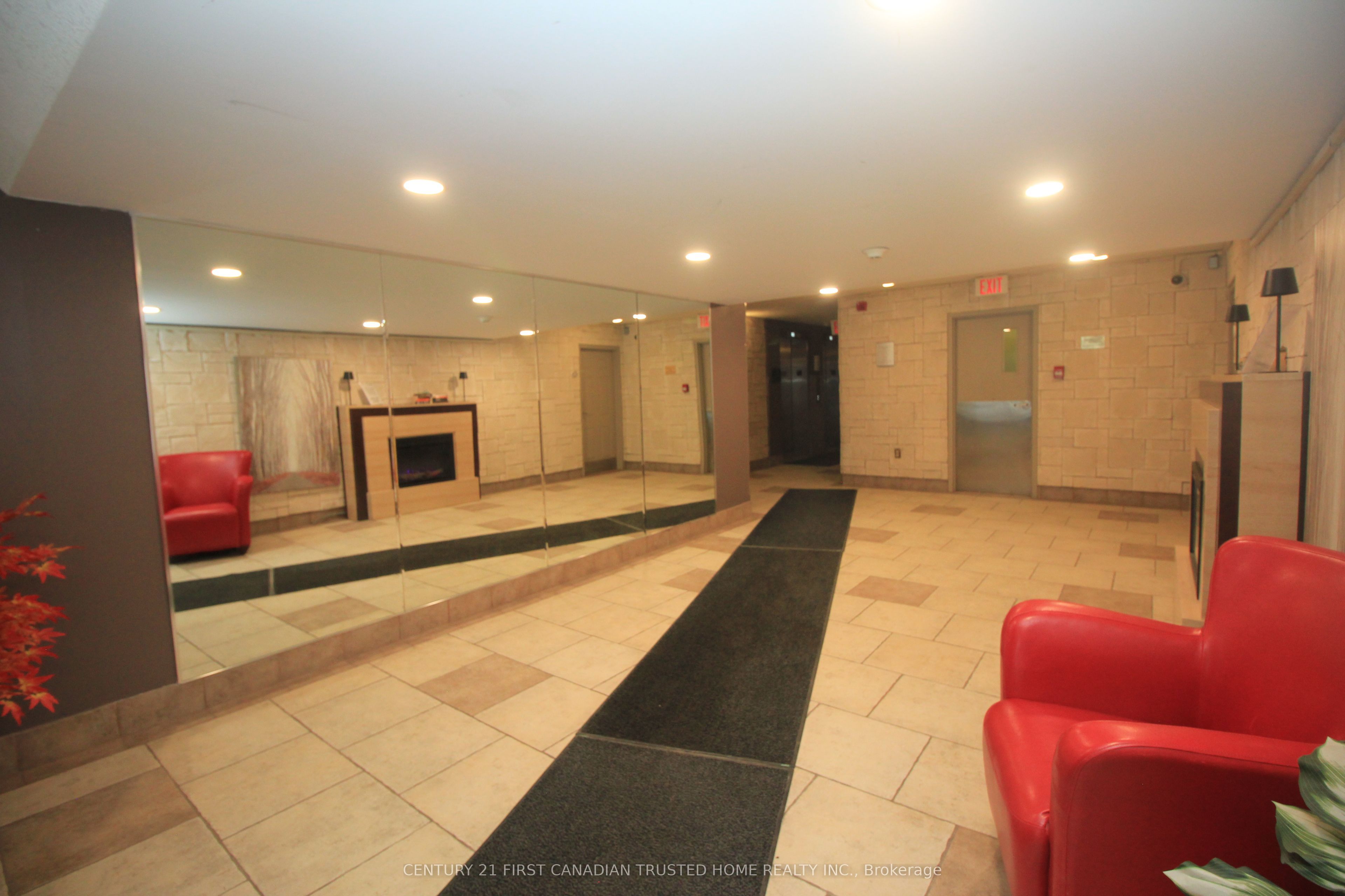 155 Kent Street 305, London East, ON N6A 5N7 photo 5