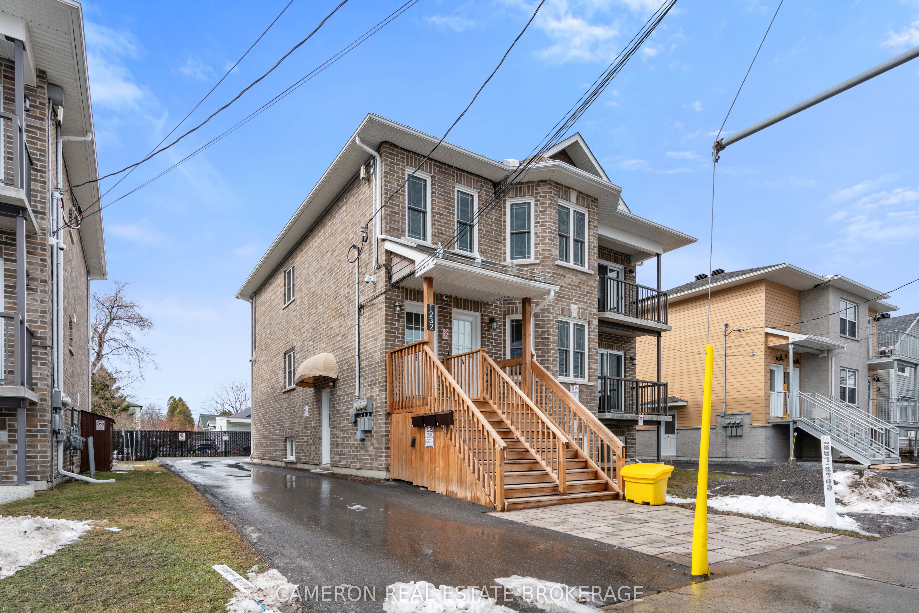 1232 Cumberland Street C, Cornwall, ON K6J 4K5 photo 2