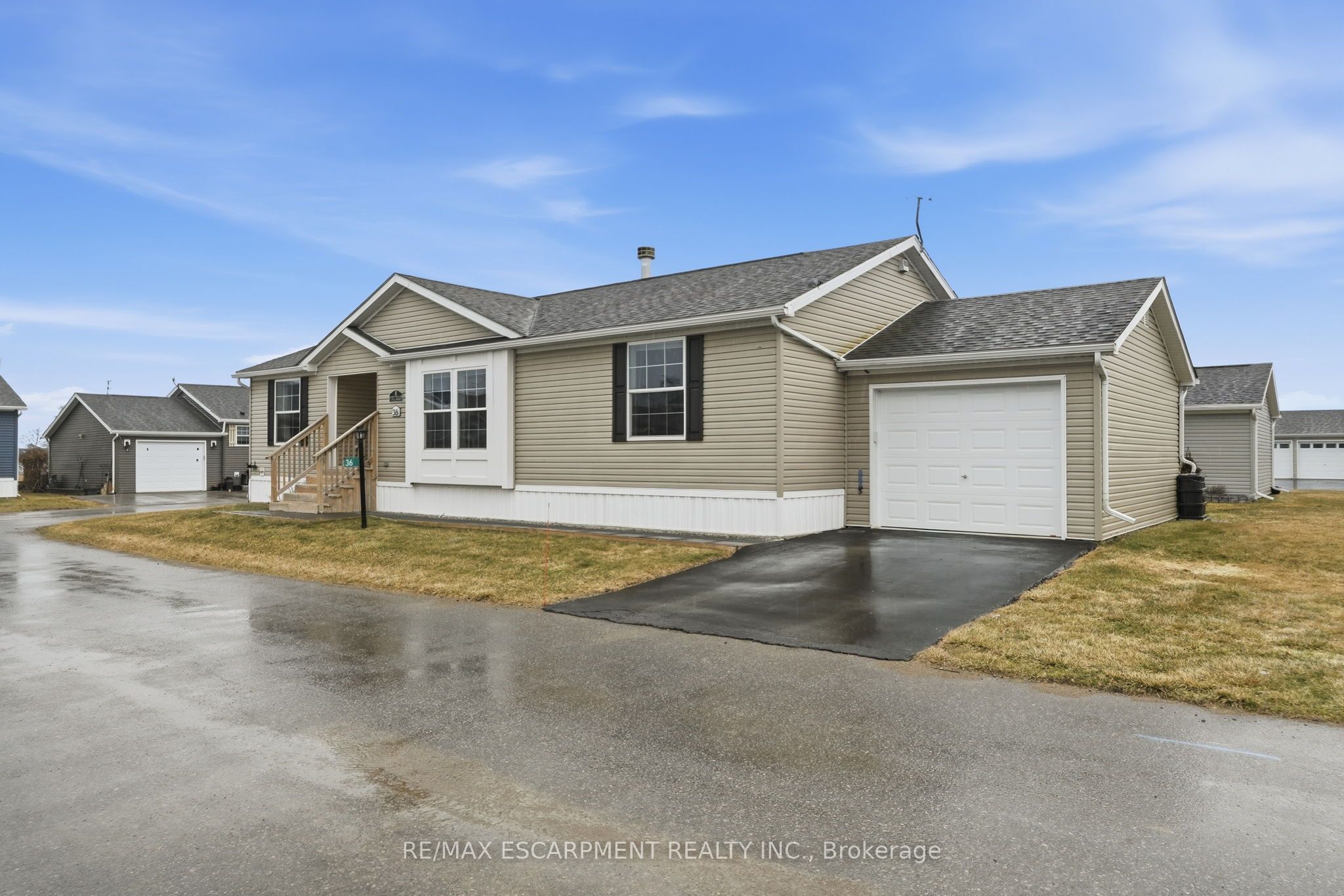 36 Shady Lane, Haldimand, ON N0A 1L0 photo 2