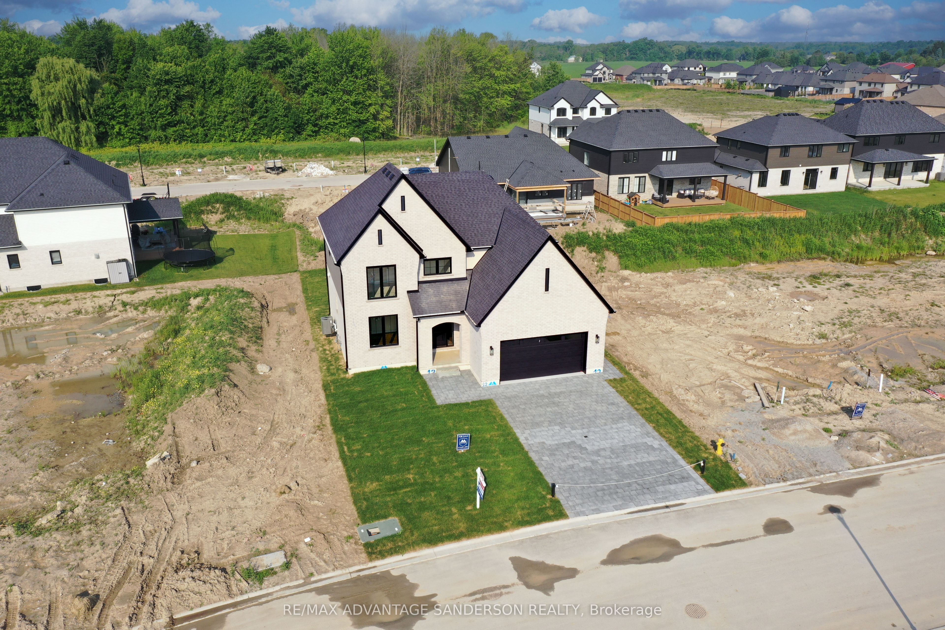 174 Timberwalk Trail, Middlesex Centre, ON N0M 2A0 photo 5