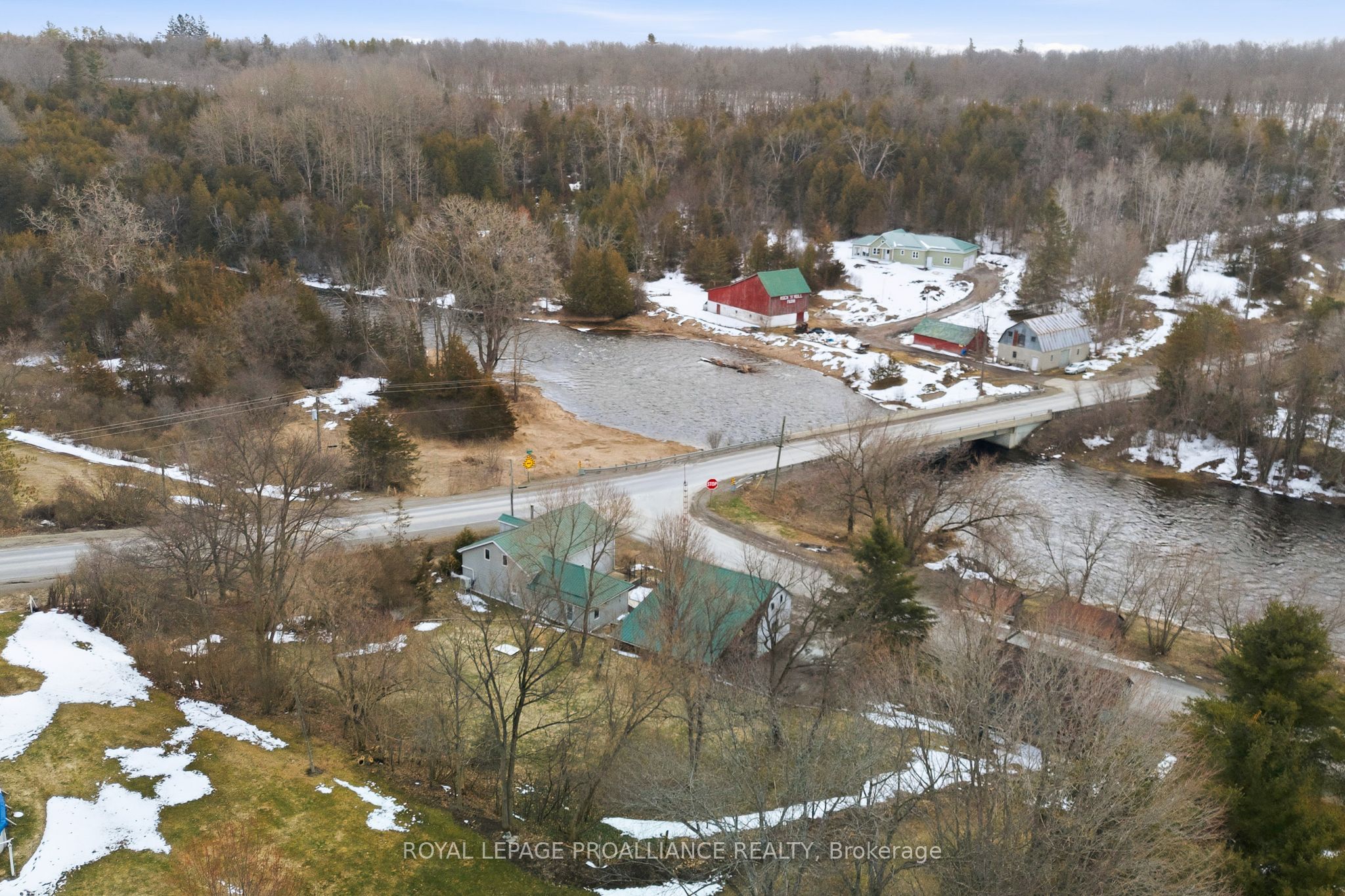 2227 DESERONTO Road, Tyendinaga, ON K0K 2N0 photo 2