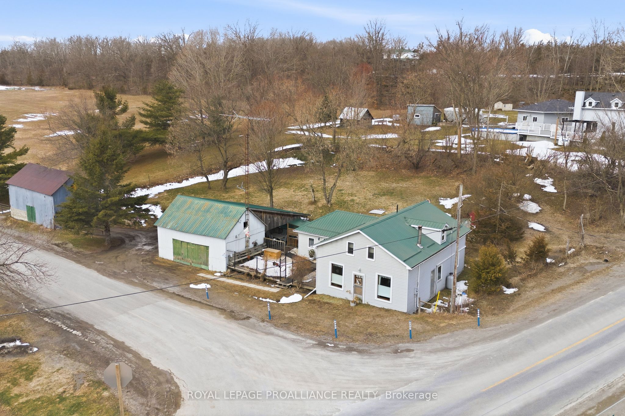 2227 DESERONTO Road, Tyendinaga, ON K0K 2N0 photo 3