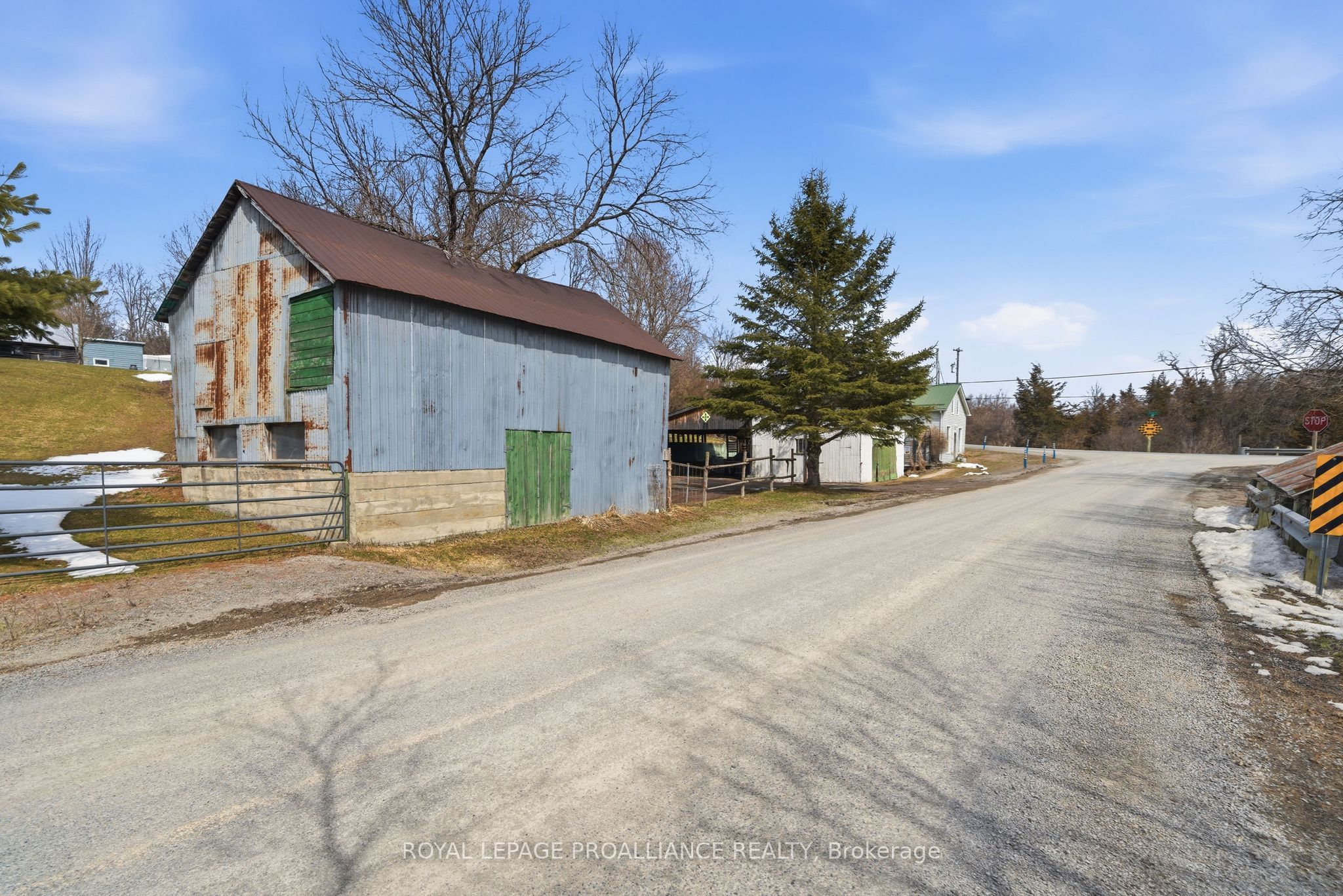 2227 DESERONTO Road, Tyendinaga, ON K0K 2N0 photo 5