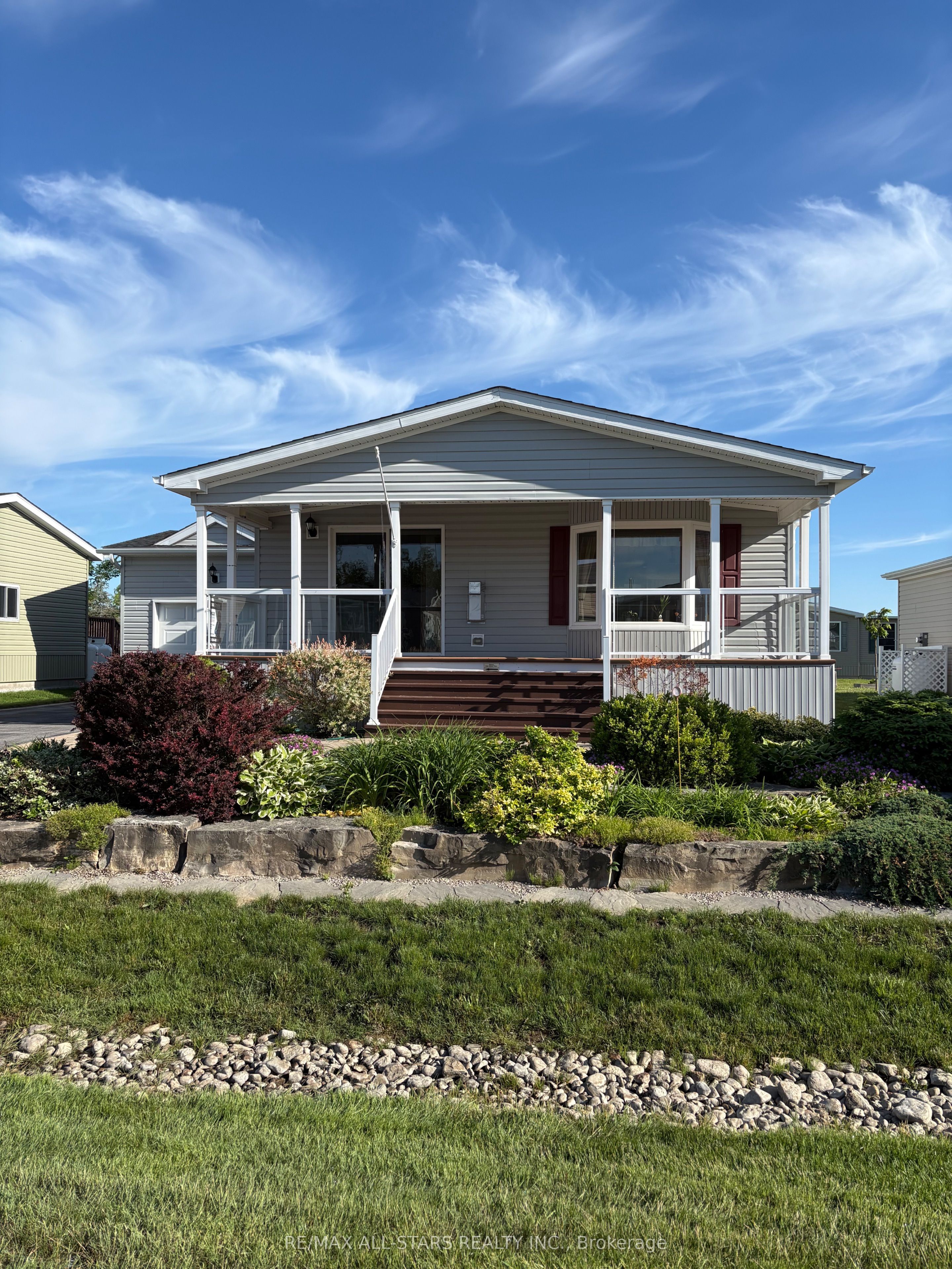 26 Creekside Circle, Kawartha Lakes, ON K0M 1L0 photo 2