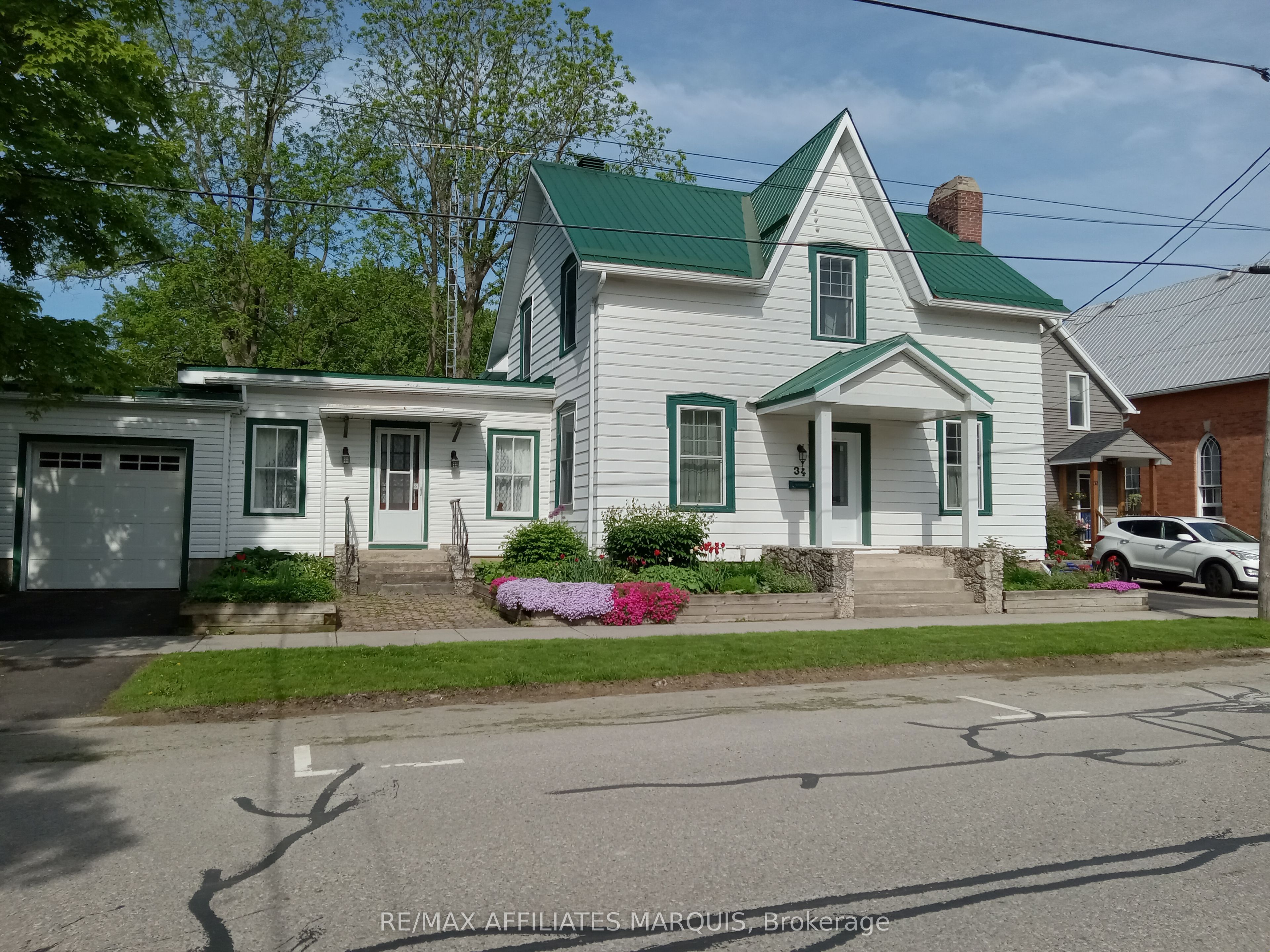 34 Church Street, Westport, ON K0G 1X0