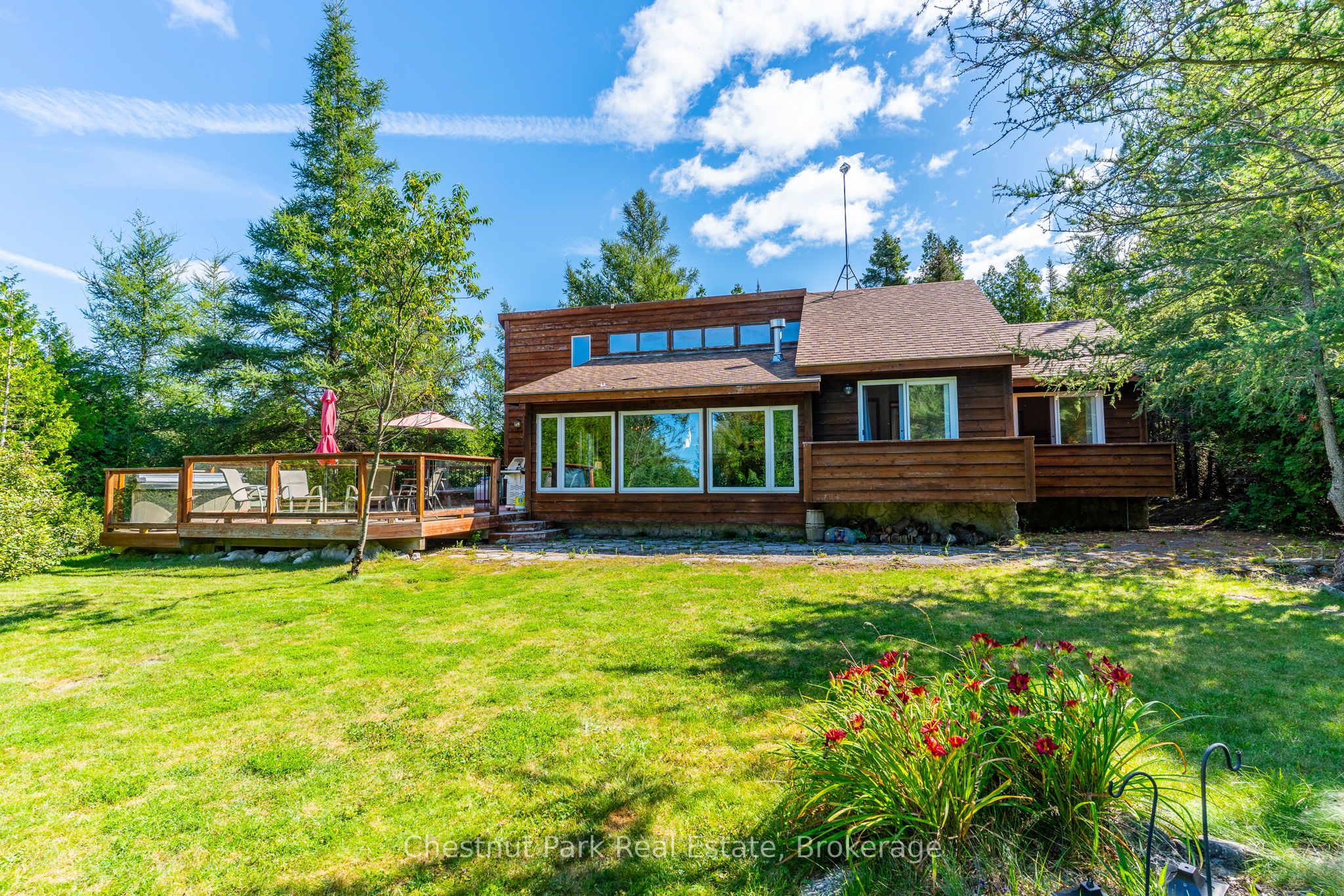 139 Huron Drive, Northern Bruce Peninsula, ON N0H 2R0 photo 3