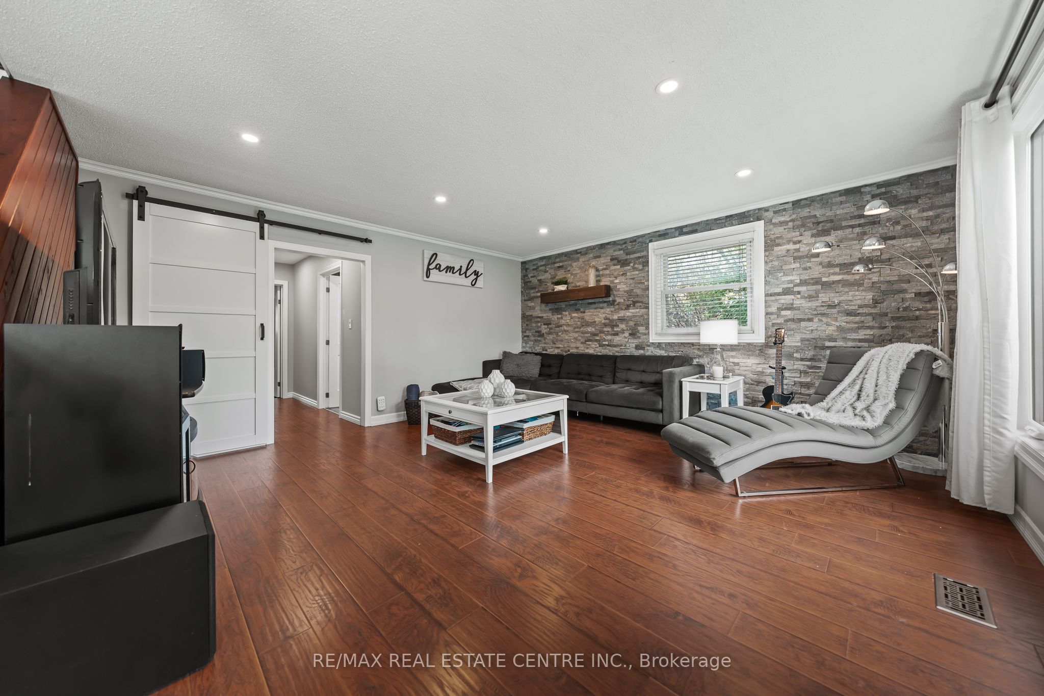 1 Hughson Street, North Dumfries, ON N0B 1L0 photo 5