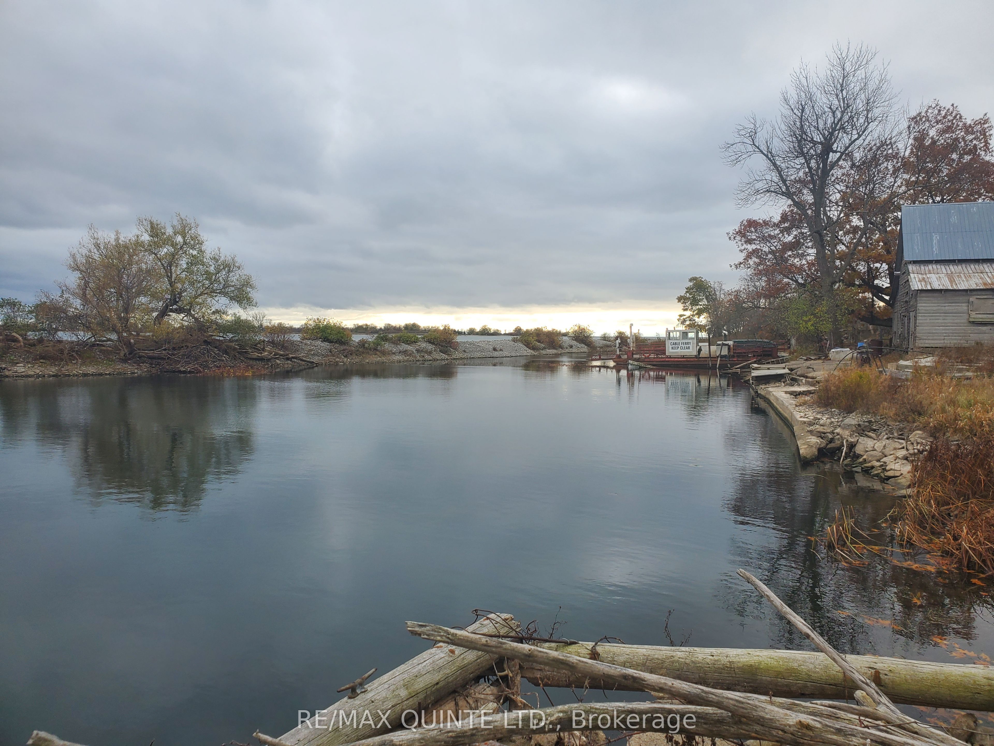 40 Fisherman's Cove Lane, Frontenac Islands, ON K0H 2Y0 photo 2