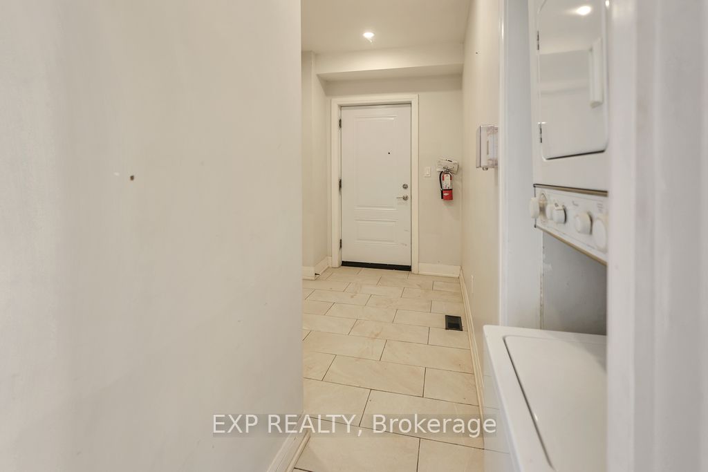 1 Madison Avenue, Hamilton, ON L8L 5Y2 photo 5