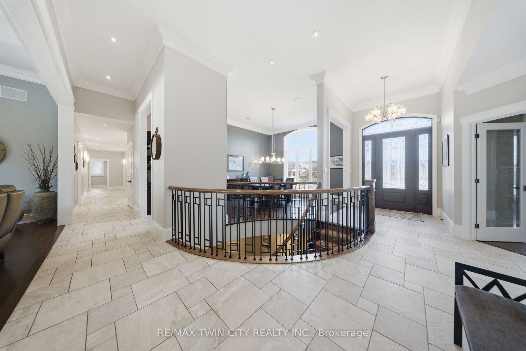 29 Wallace Court, Brantford, ON N3T 5L7 photo 5