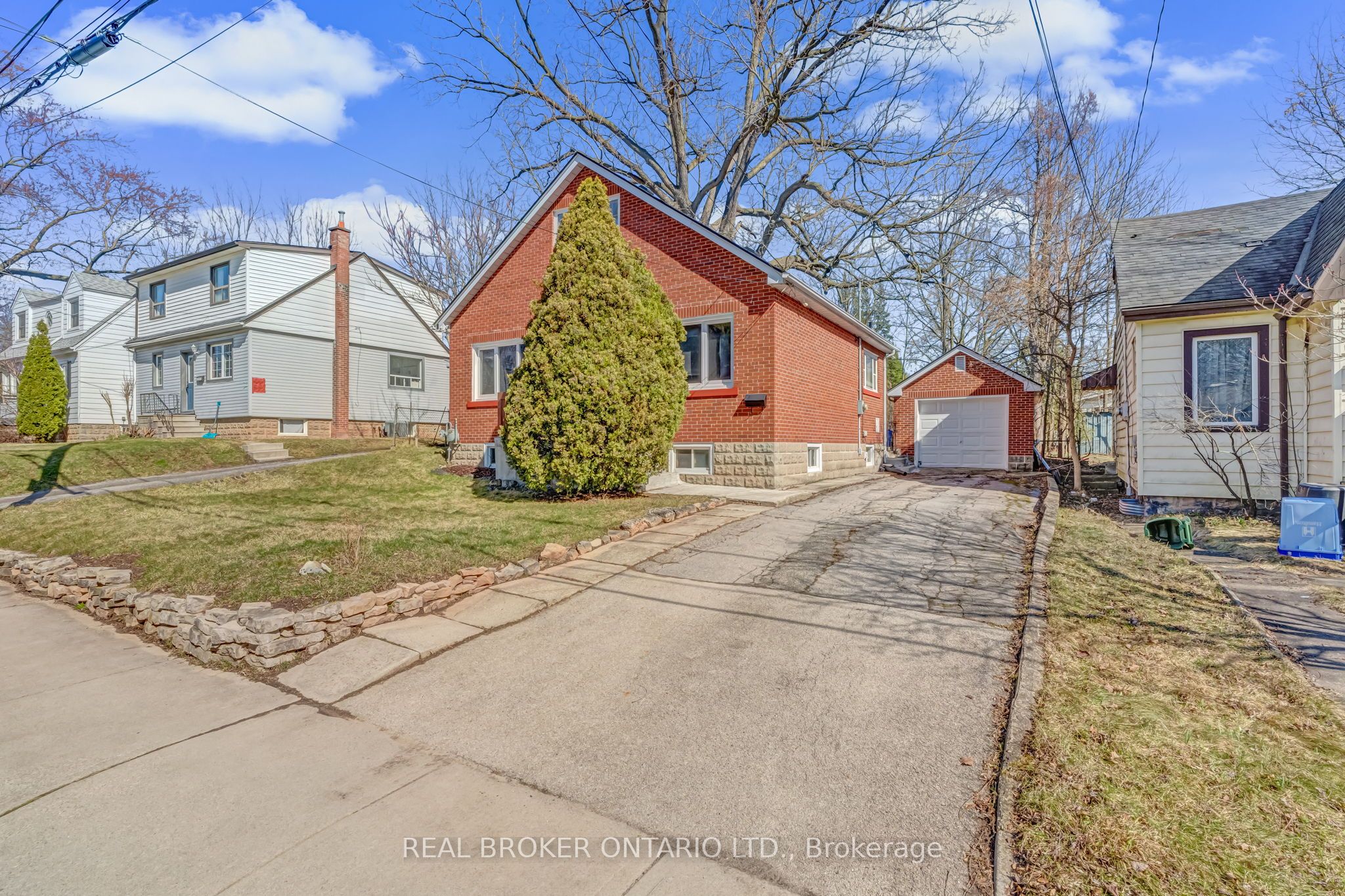 23 Clifford Street, Hamilton, ON L8S 2Z7 photo 4