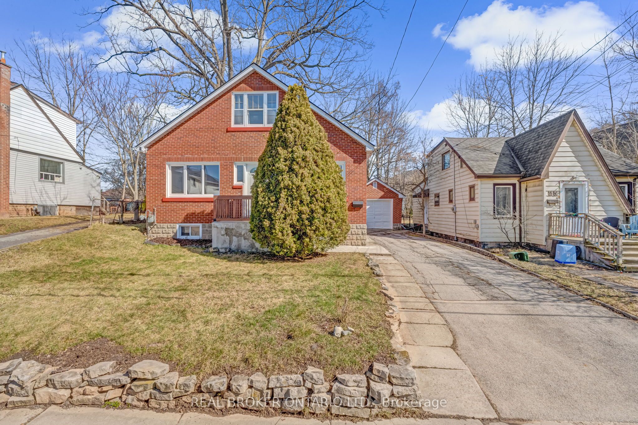 23 Clifford Street, Hamilton, ON L8S 2Z7 photo 5