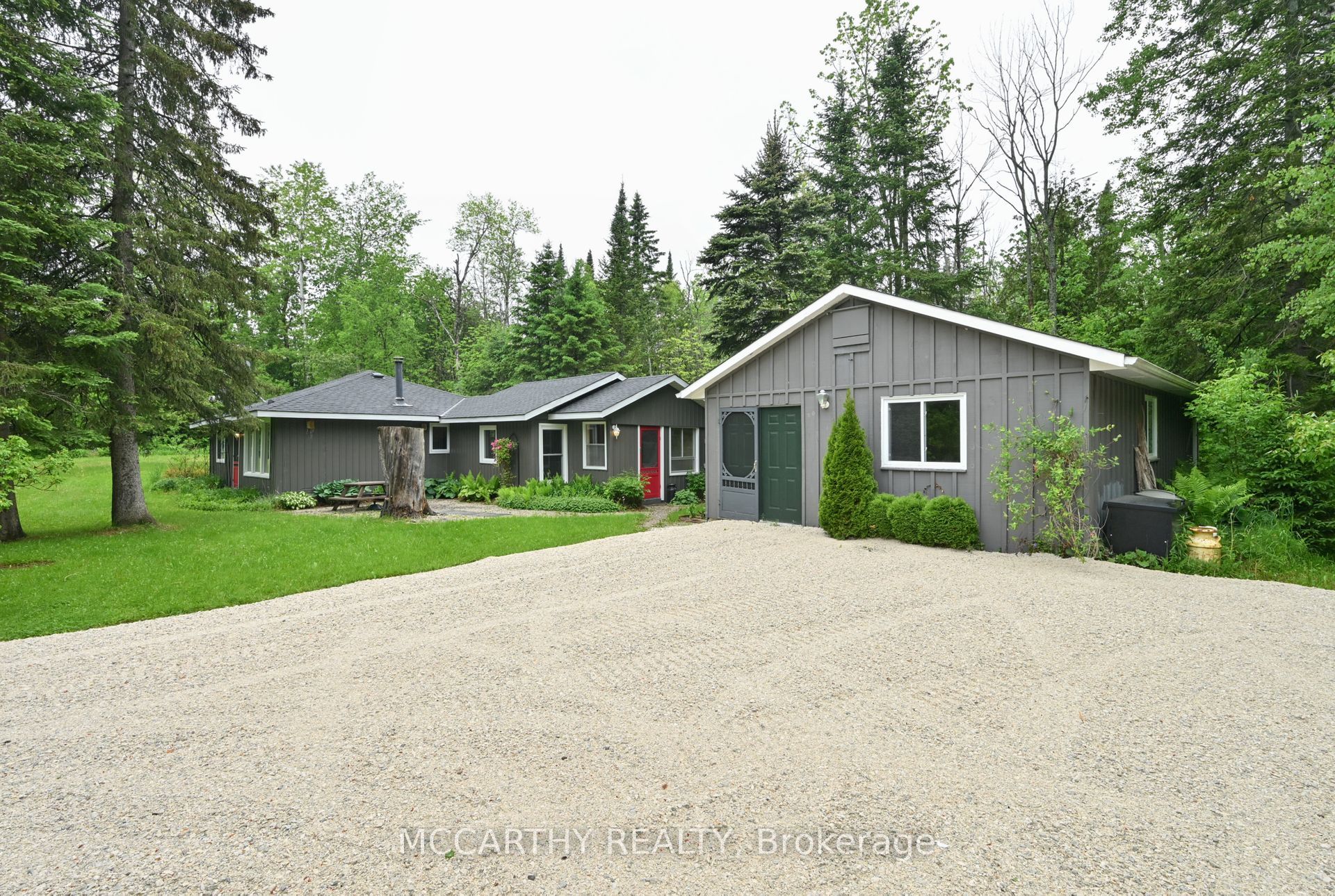 606095 River Road, Mulmur, ON L9V 0S9 photo 2
