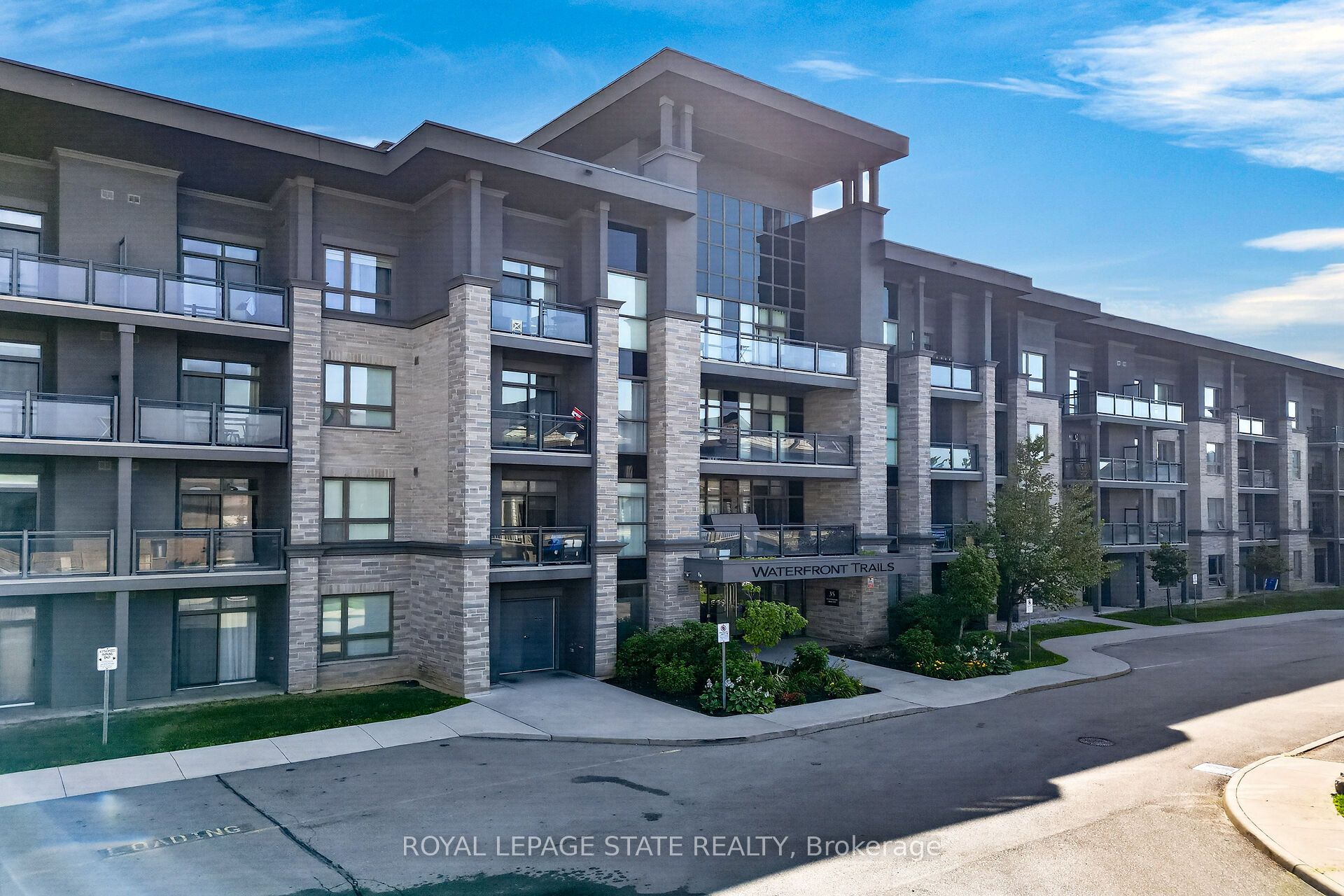 35 Southshore Crescent 327, Hamilton, ON L8E 0J2 photo 4