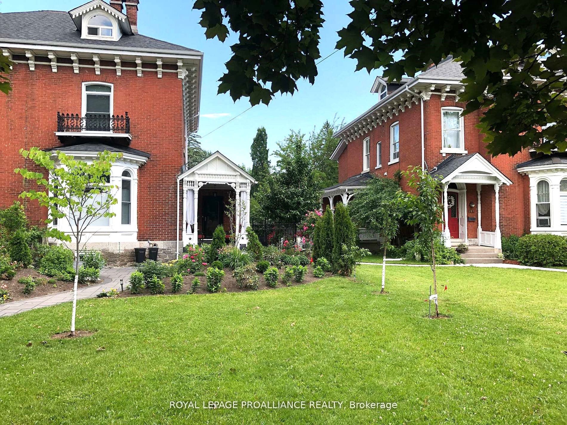 219 Charles Street, Belleville, ON K8N 3M3