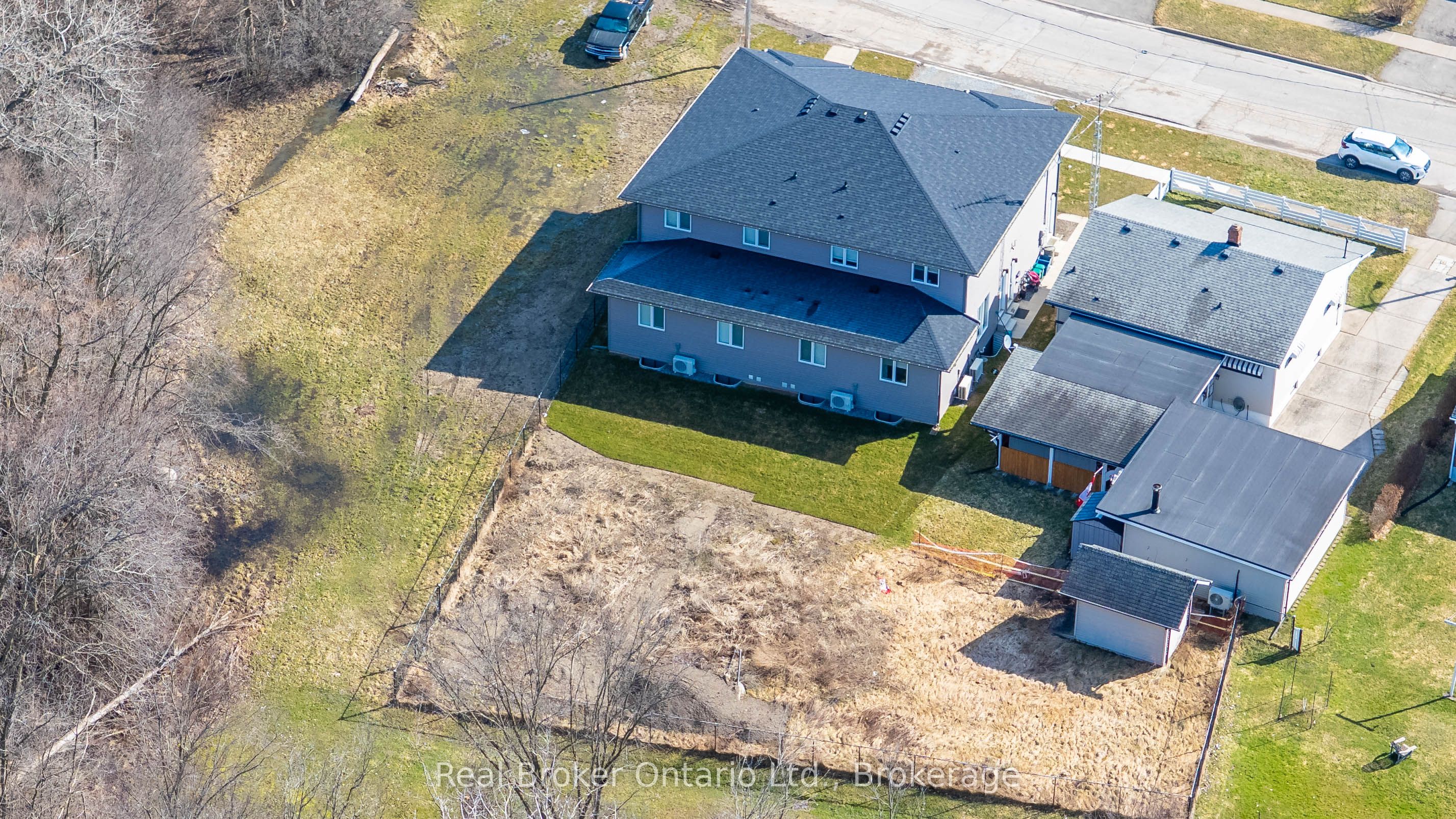 40 Pietz Avenue, Welland, ON L3C 1Z5 photo 5