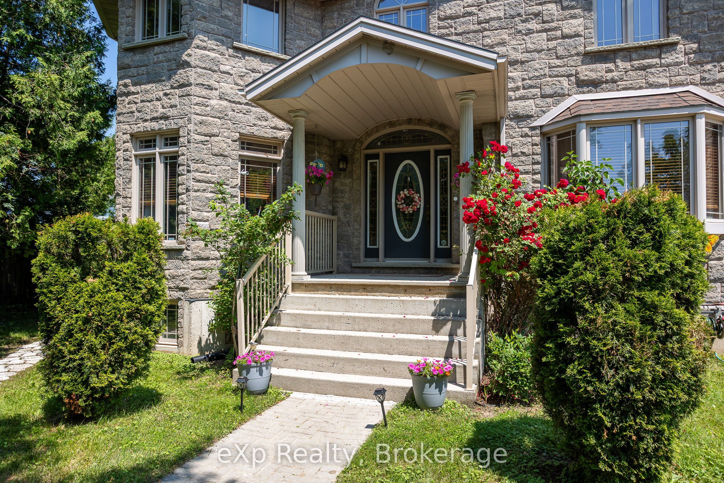 910 26th Street E, Owen Sound, ON N4K 5N3 photo 2