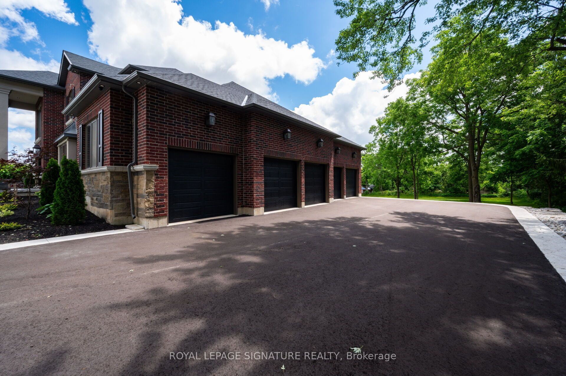 101 Perryman Court, Erin, ON N0B 1H0 photo 3