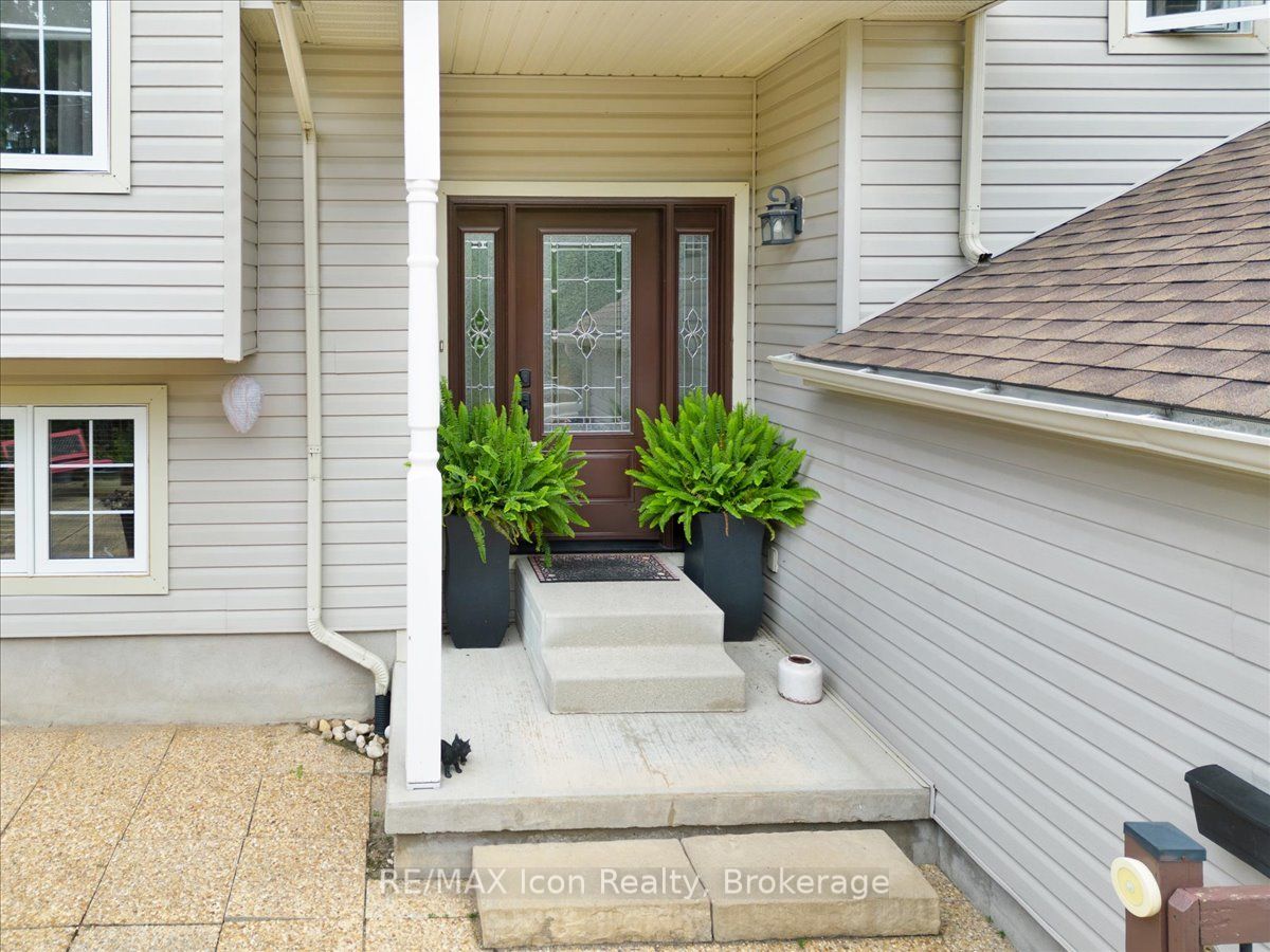 139 Gold Street, Centre Wellington, ON N0B 1S0 photo 4