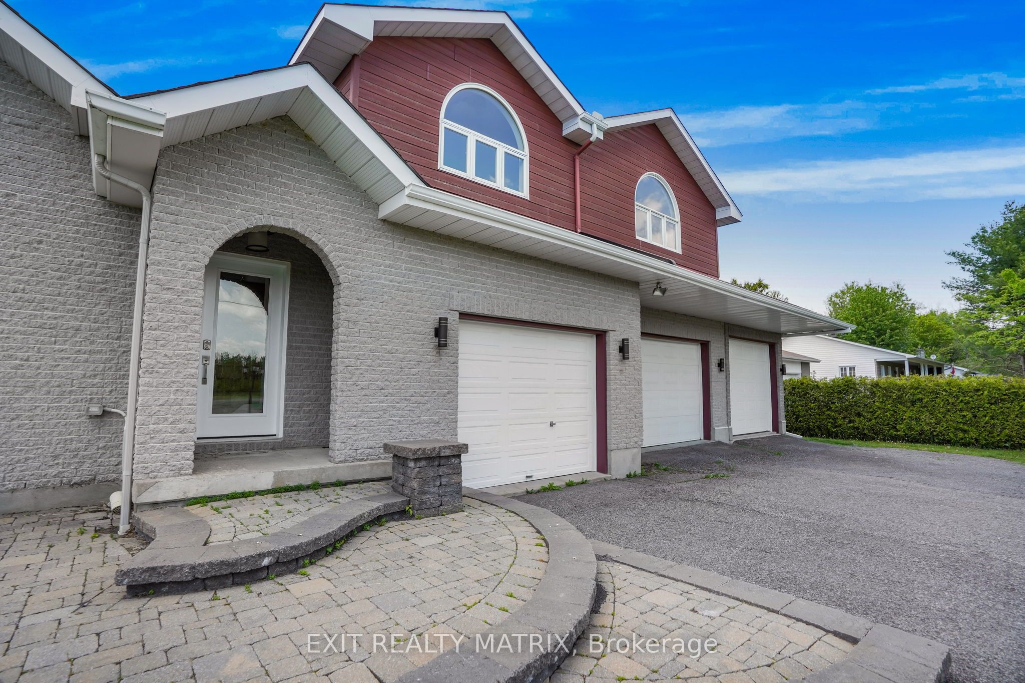 1650 Gourley Road, East Hawkesbury, ON K6A 2R2 photo 3