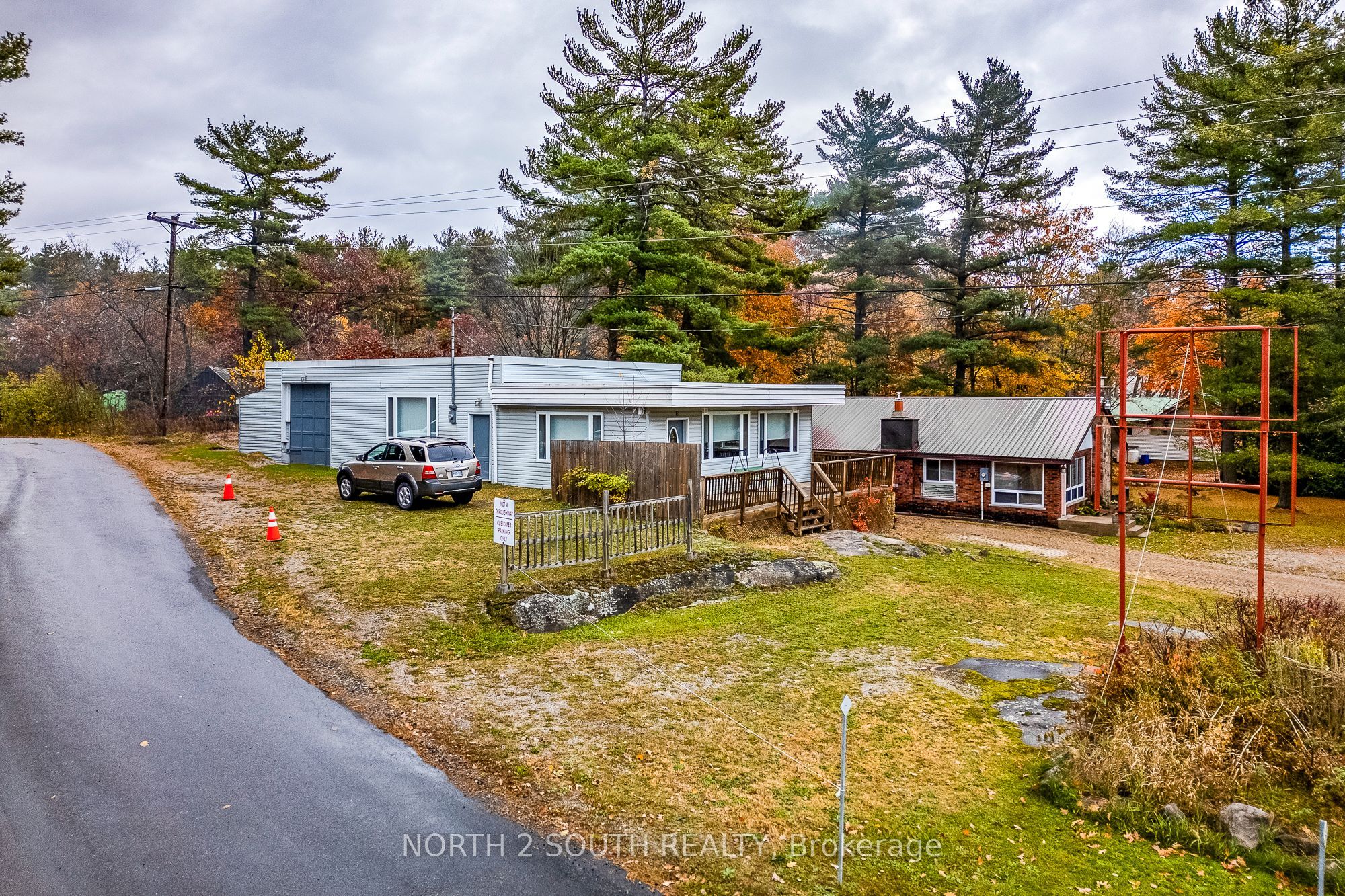 2512 Honey Harbour Road, Georgian Bay, ON P0E 1E0 photo 3