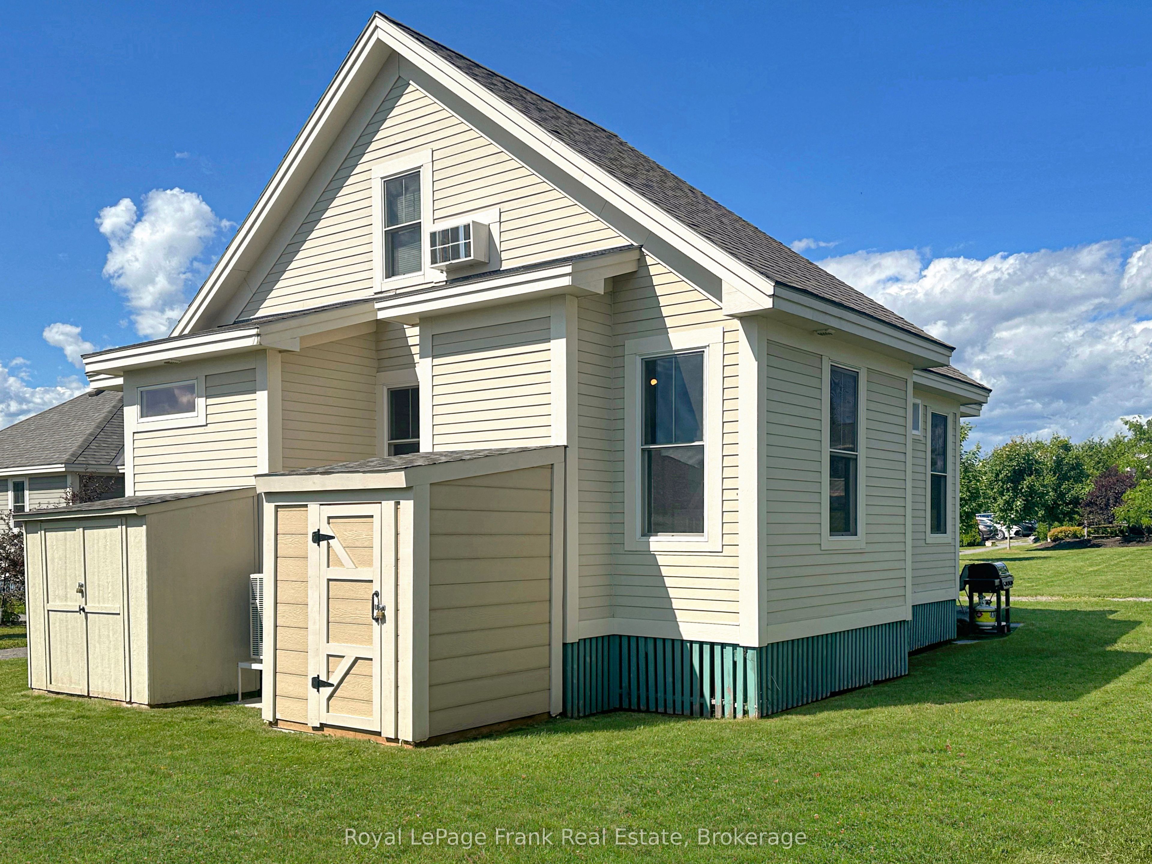 25 Butternut Lane 33, Prince Edward County, ON K0K 1P0 photo 3