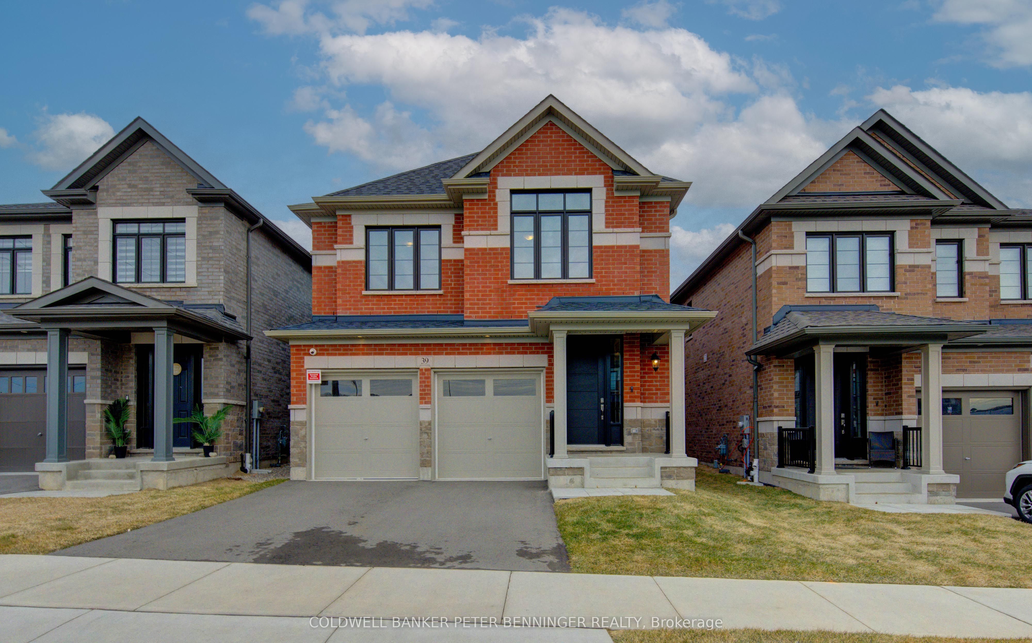 39 GUERNSEY Drive, Kitchener, ON N2R 0T7 photo 2