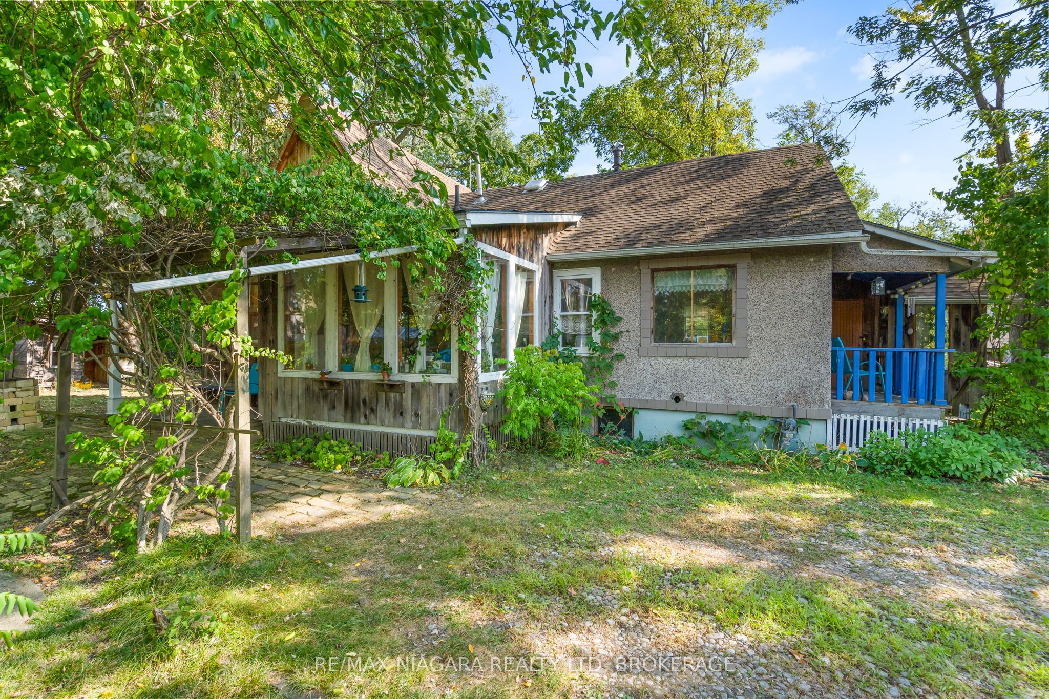 105 Weir Road, Port Colborne, ON L3K 2M8 photo 3