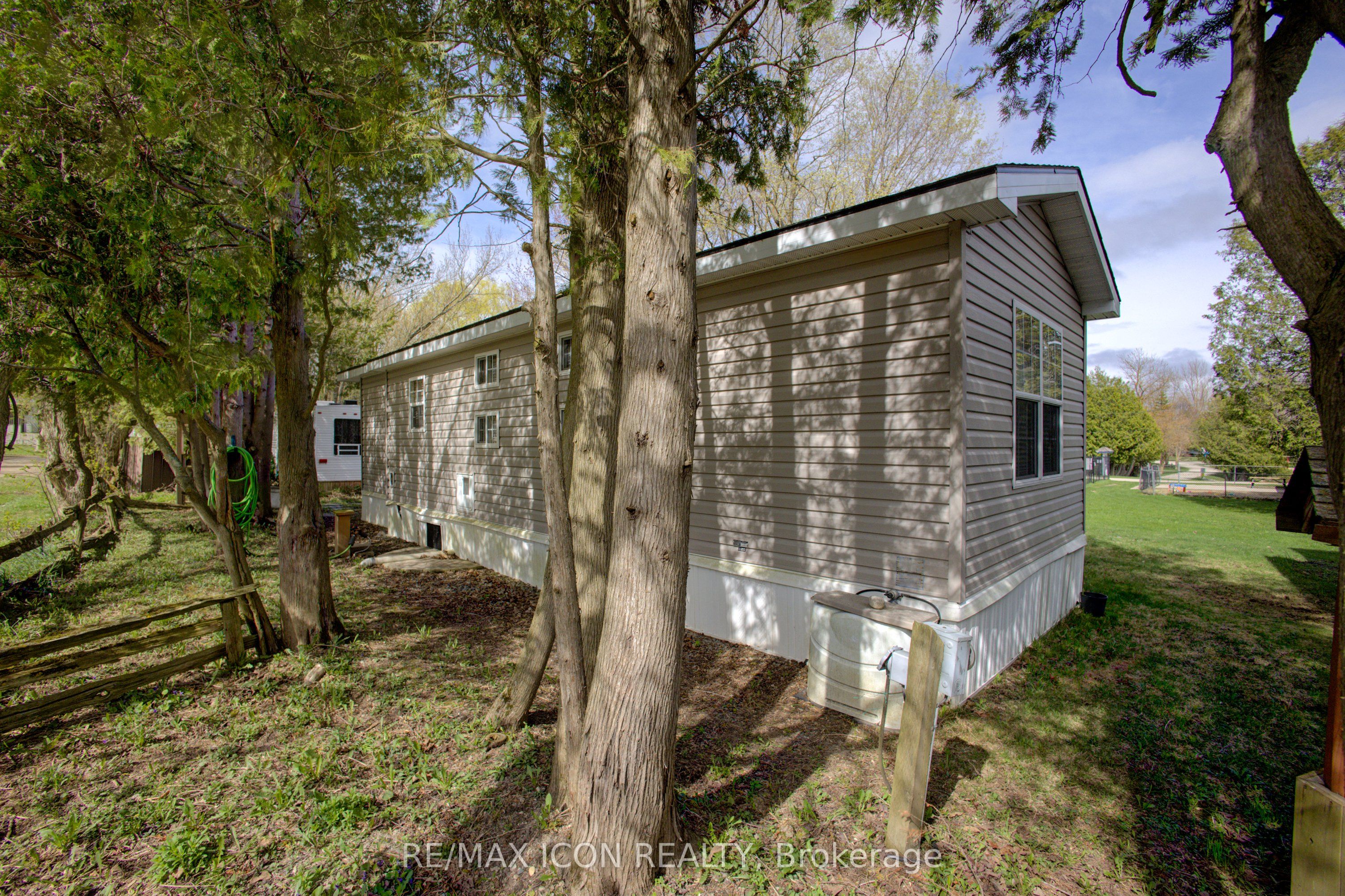 7489 Sideroad 5 E, Wellington North, ON N0G 2L0 photo 4