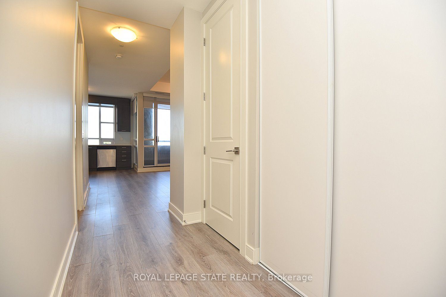 150 Main Street W 603, Hamilton, ON L8P 1H8 photo 4