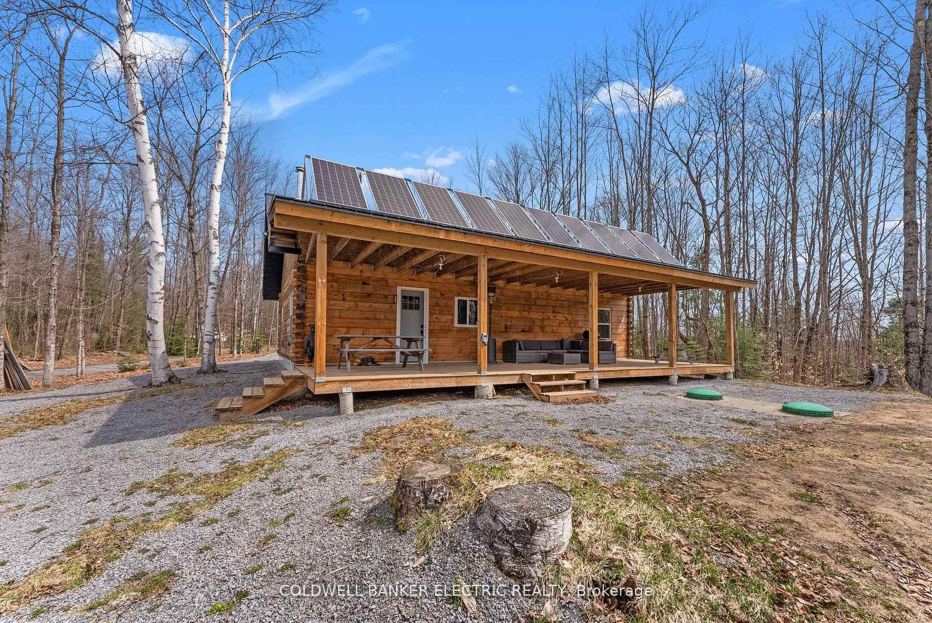 2075 Dyno Road, Highlands East, ON K0L 1C0