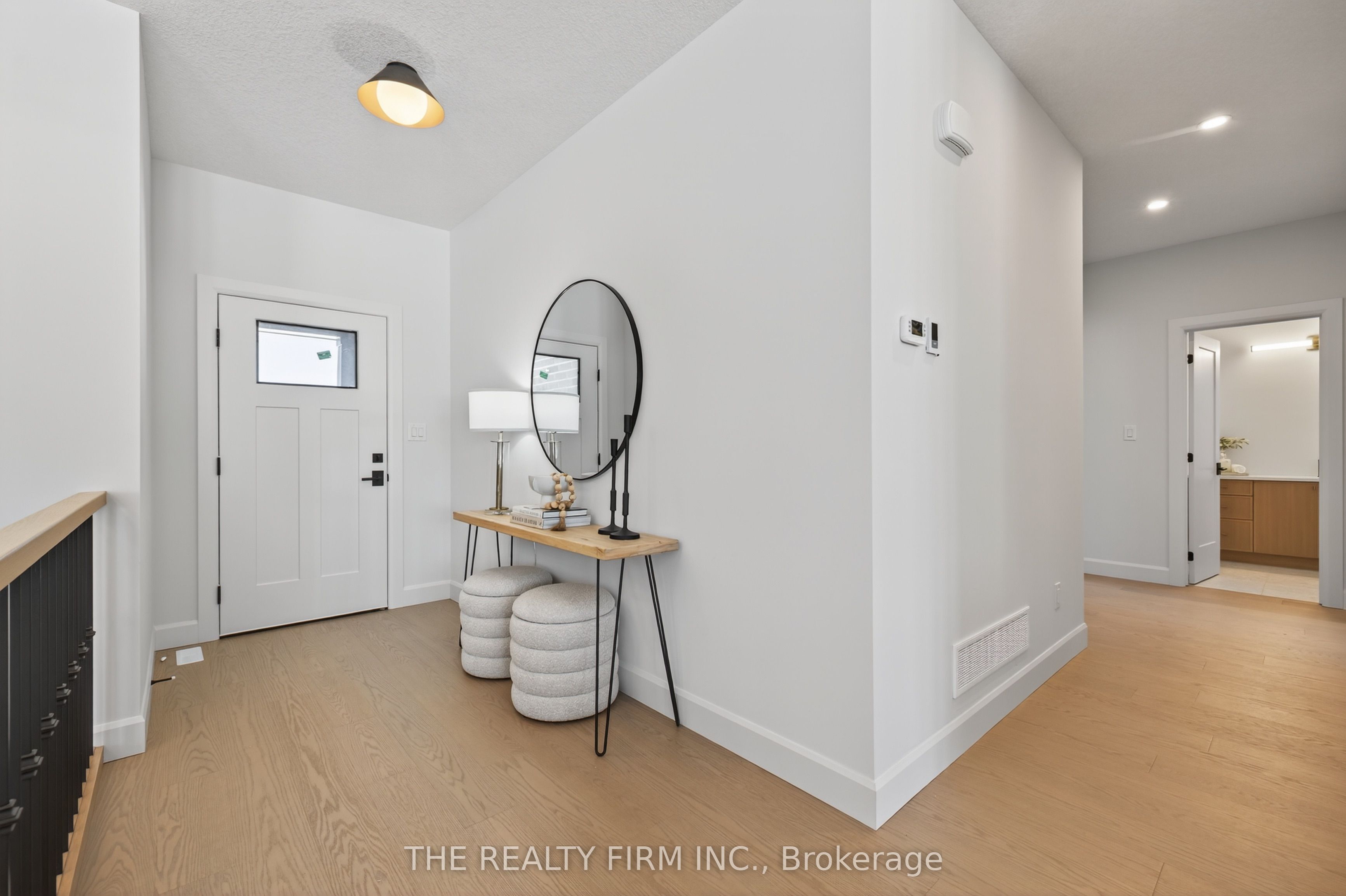 289 King Street, Southwest Middlesex, ON N0L 1M0 photo 3