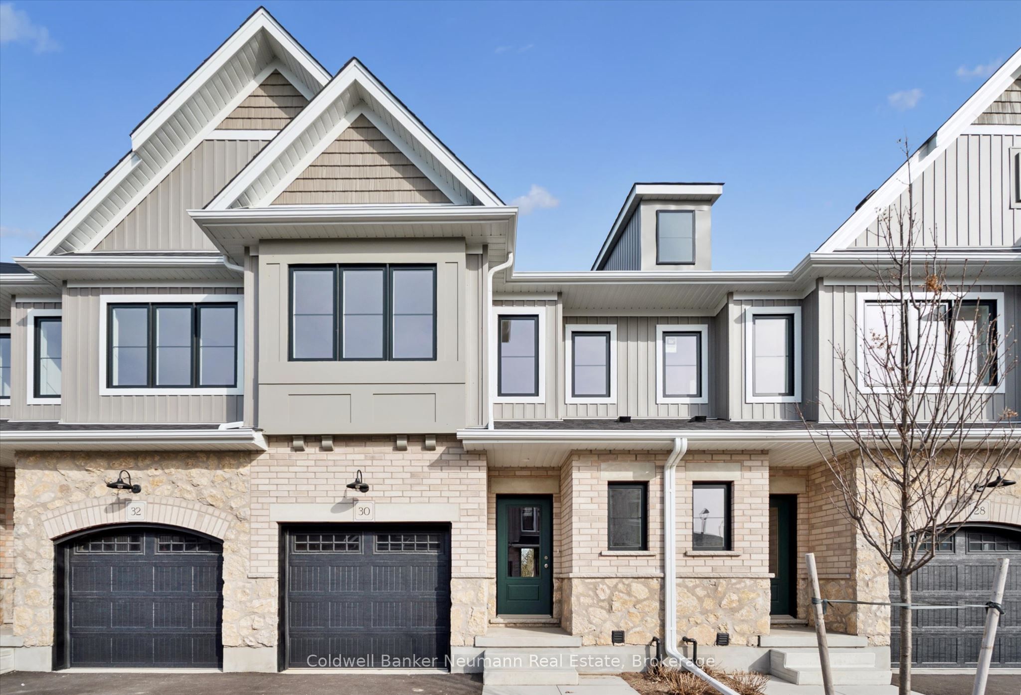 30 Fieldstone Lane, Centre Wellington, ON N0B 1S0 photo 2