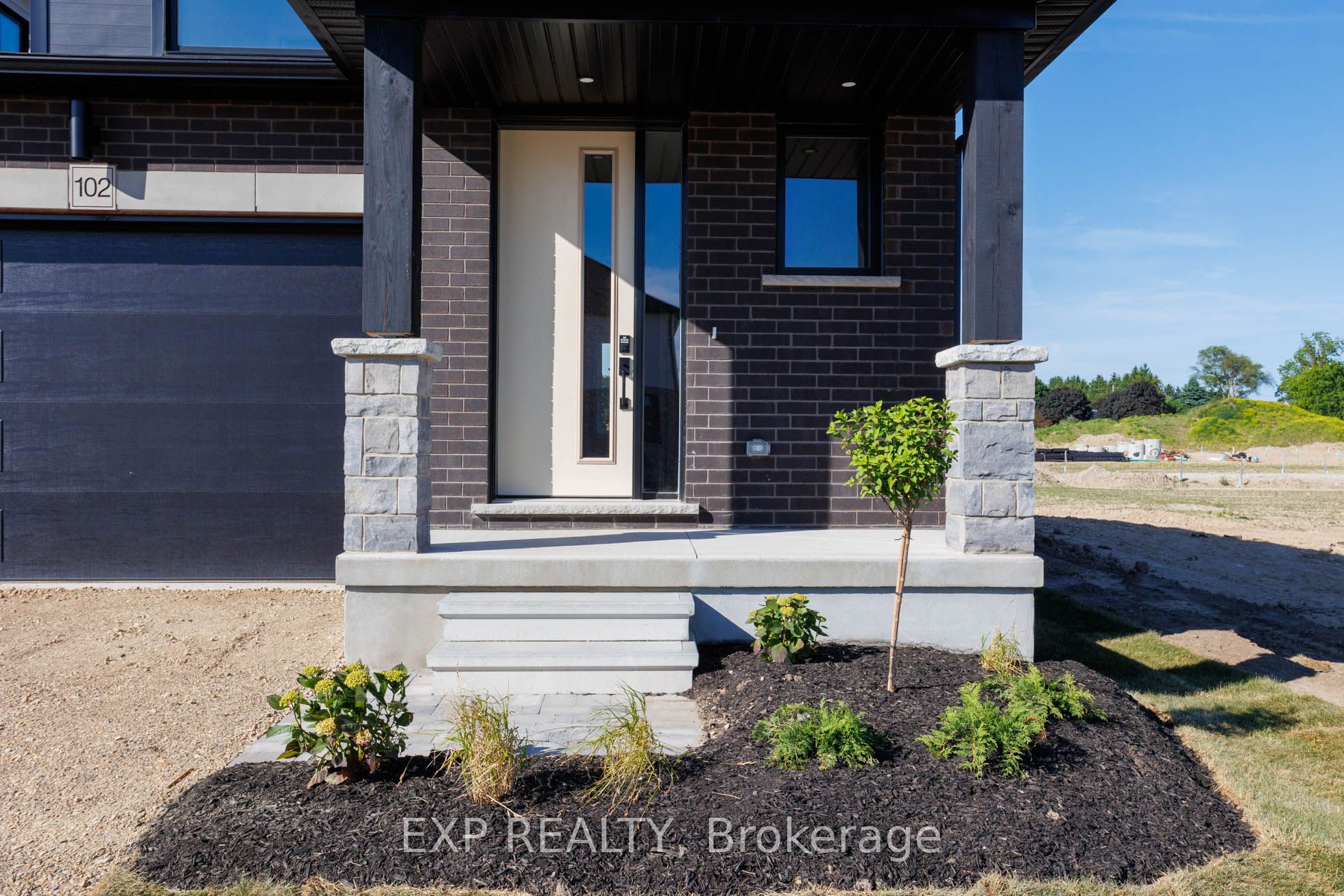 102 Thackeray Way, Minto, ON N0G 1Z0 photo 2