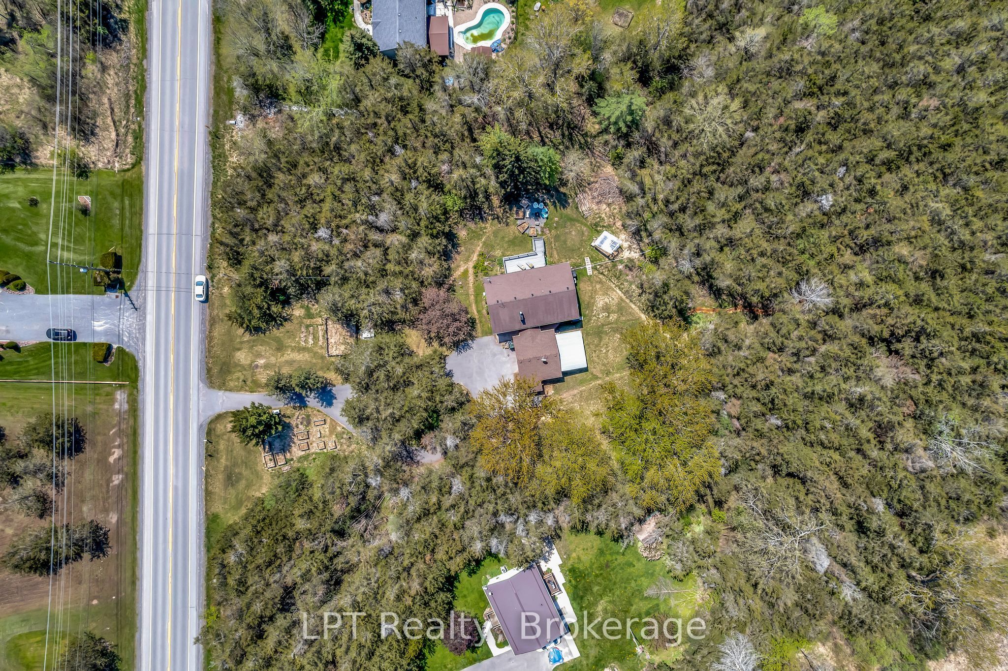 1207 County Rd 9 Street, Greater Napanee, ON K7R 3K8 photo 3
