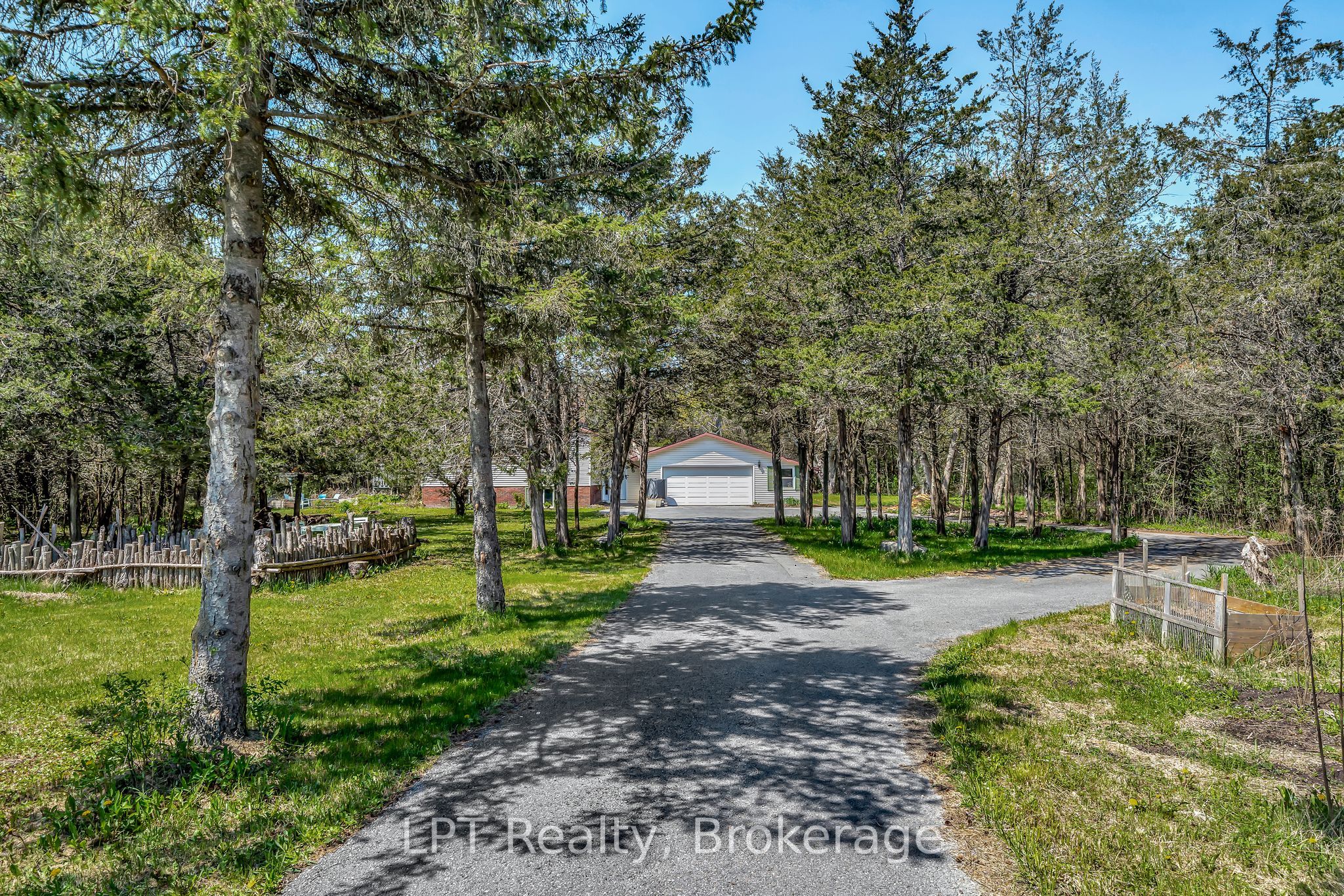 1207 County Rd 9 Street, Greater Napanee, ON K7R 3K8 photo 5