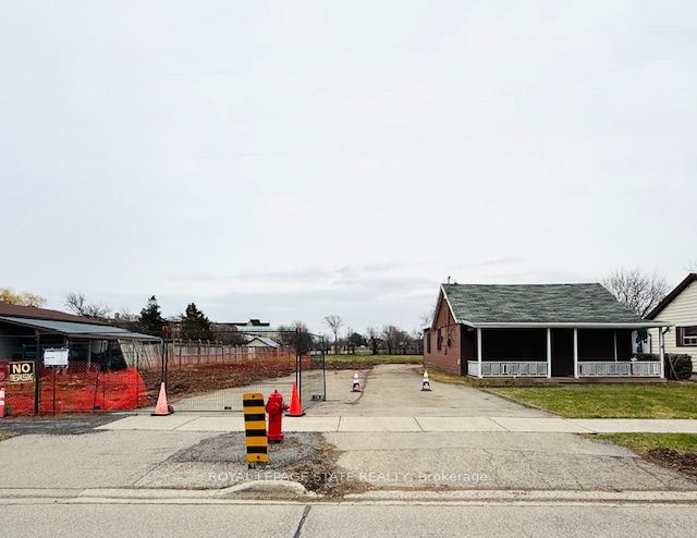 148 Green Road, Hamilton, ON L8G 3X1 photo 4