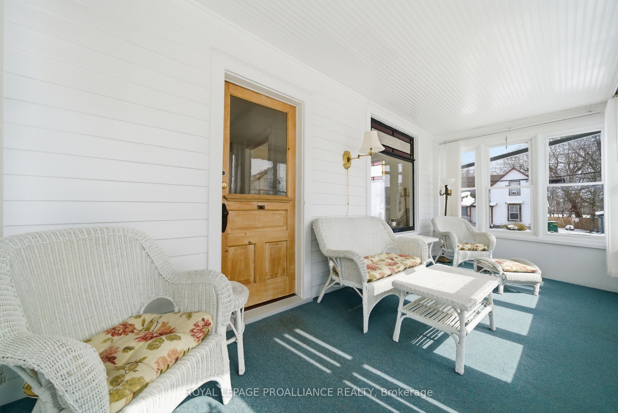284 Noxon Avenue, Prince Edward County, ON K0K 3L0 photo 4