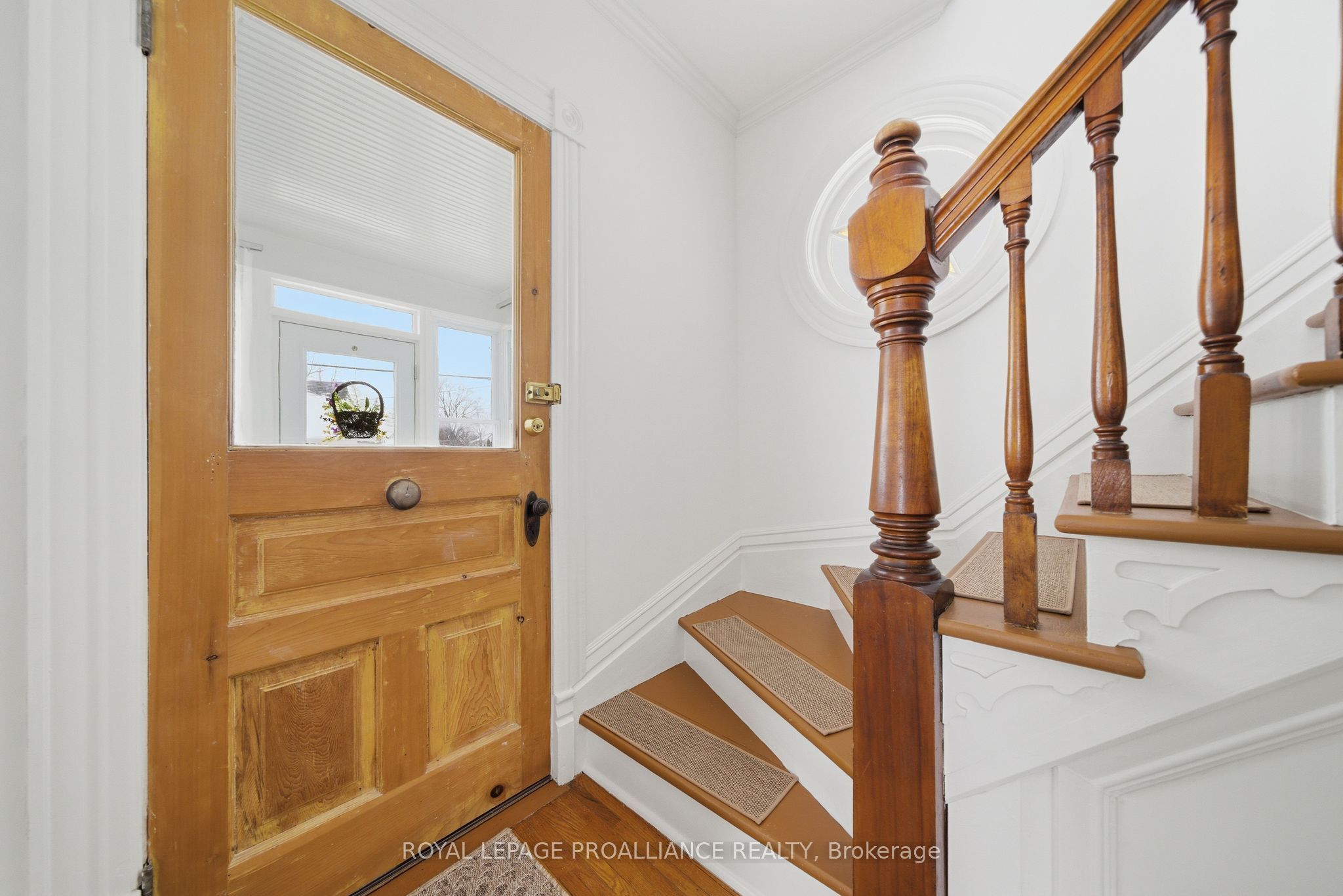 284 Noxon Avenue, Prince Edward County, ON K0K 3L0 photo 5