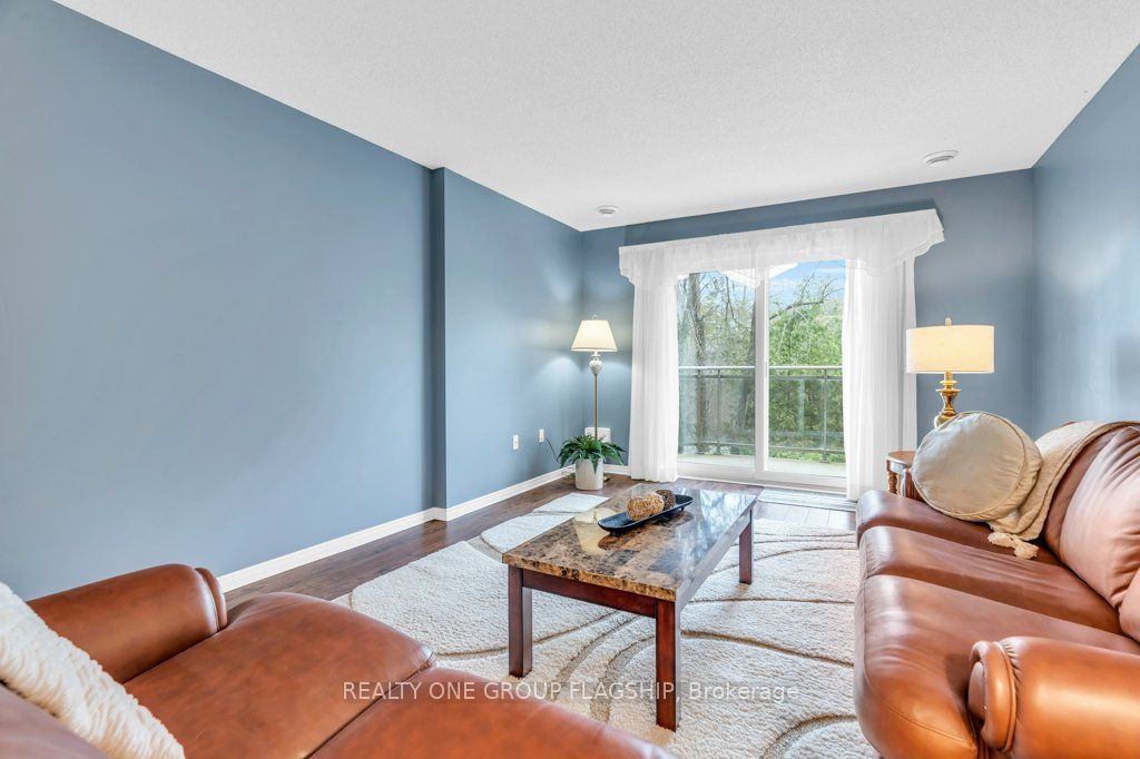 245 queen Street W 202, Centre Wellington, ON N1M 3R6 photo 5