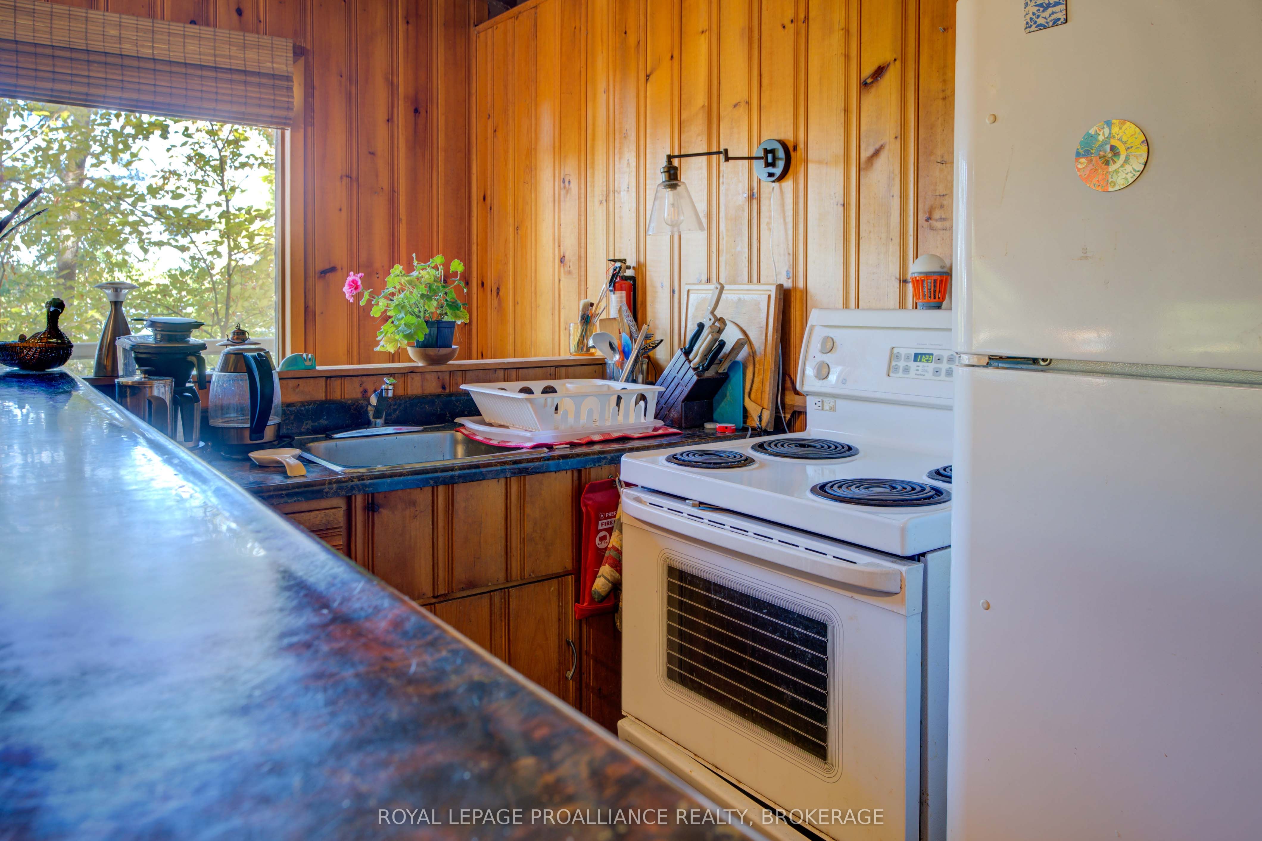 450 Brooks Point Road, Rideau Lakes, ON K0G 1E0